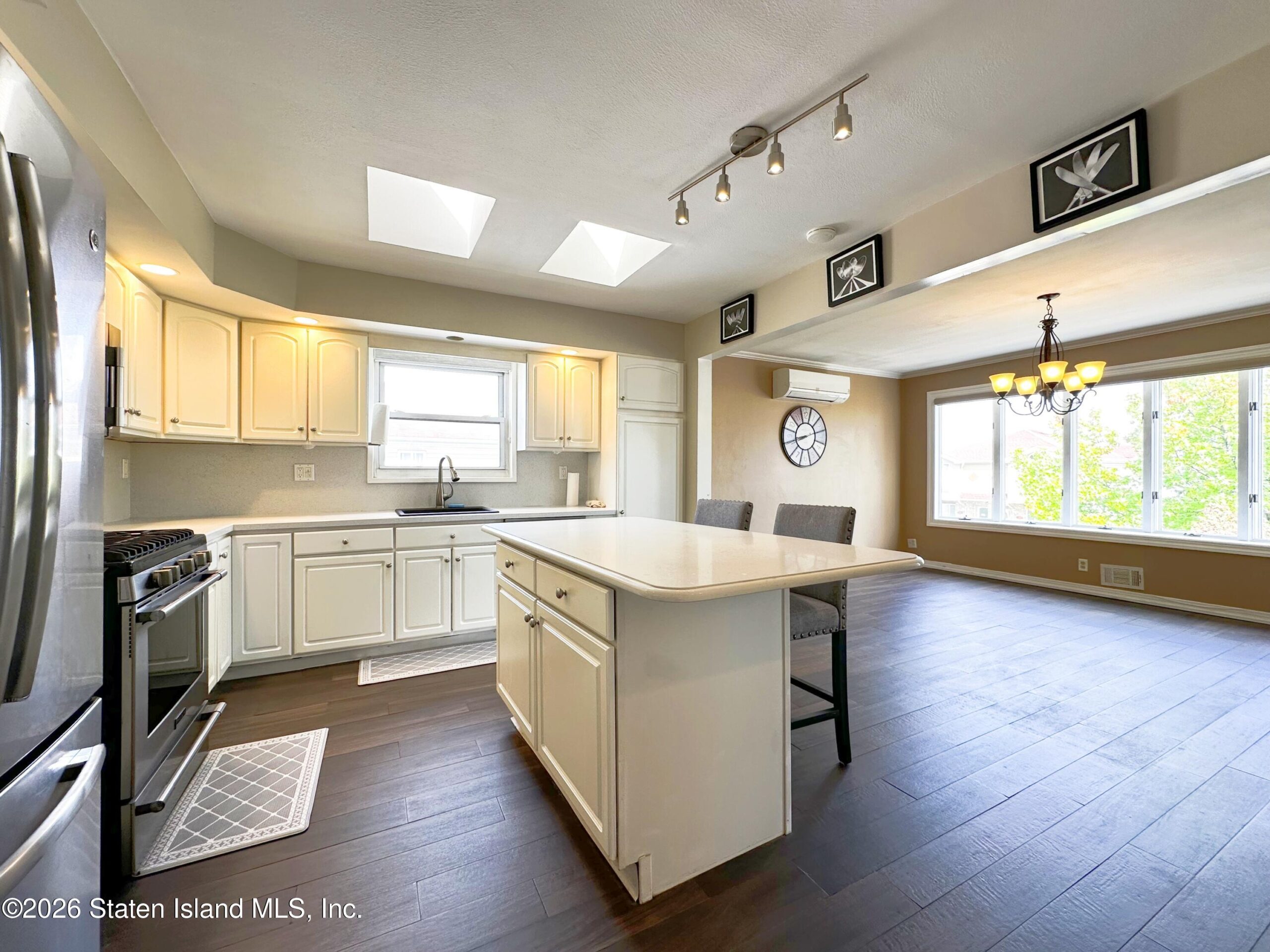 528 Eltingville Boulevard, Staten Island, NY, 10312 image 23