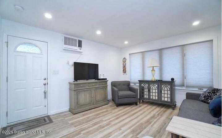 528 Eltingville Boulevard, Staten Island, NY, 10312 image 48