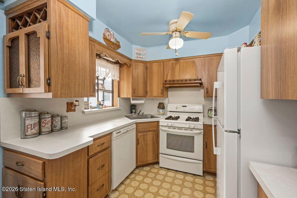 98 Figurea Avenue, Staten Island, NY, 10312 image 9