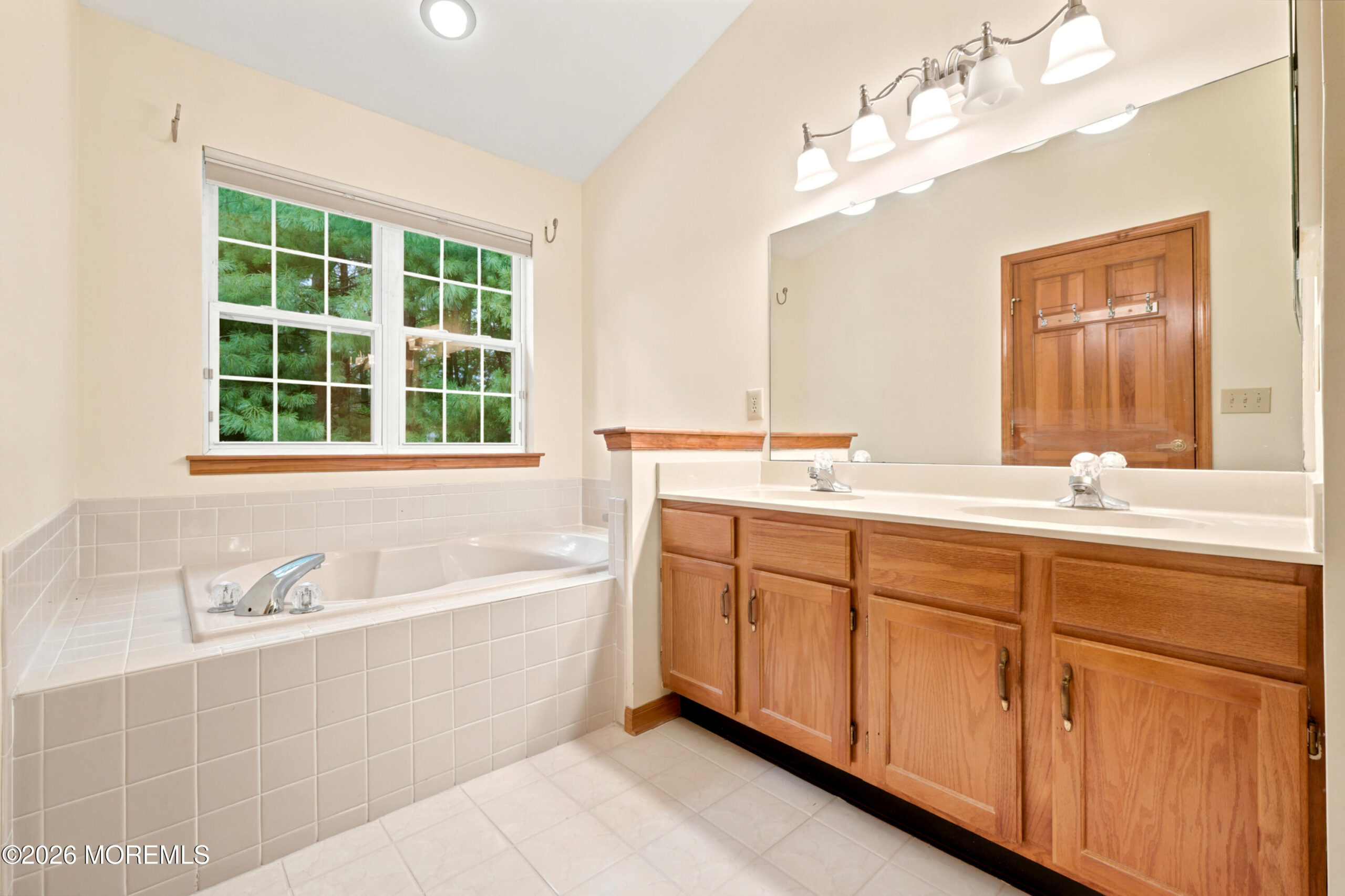16 Angus Court, Jackson, NJ, 08527 image 26