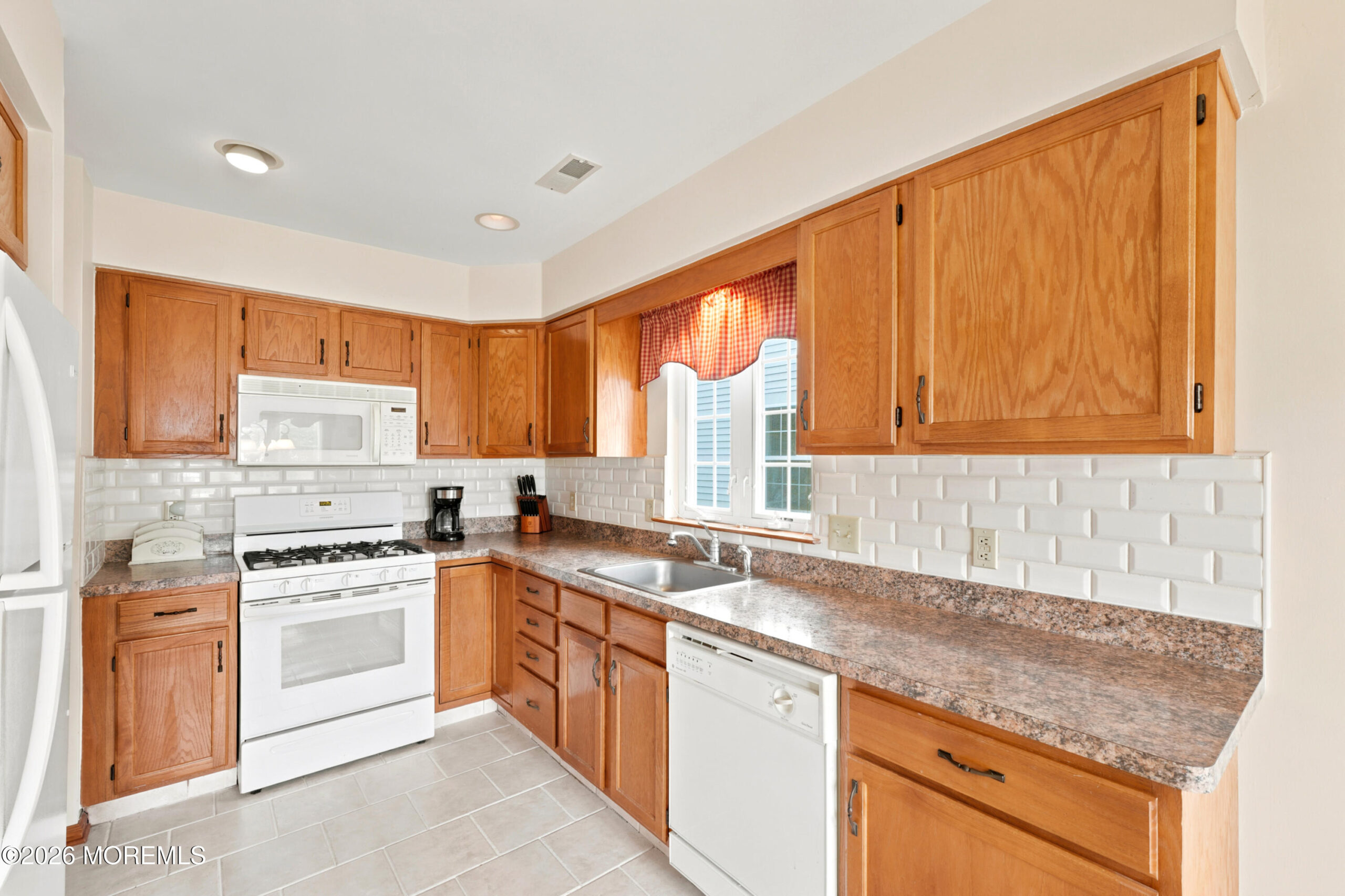 16 Angus Court, Jackson, NJ, 08527 image 7