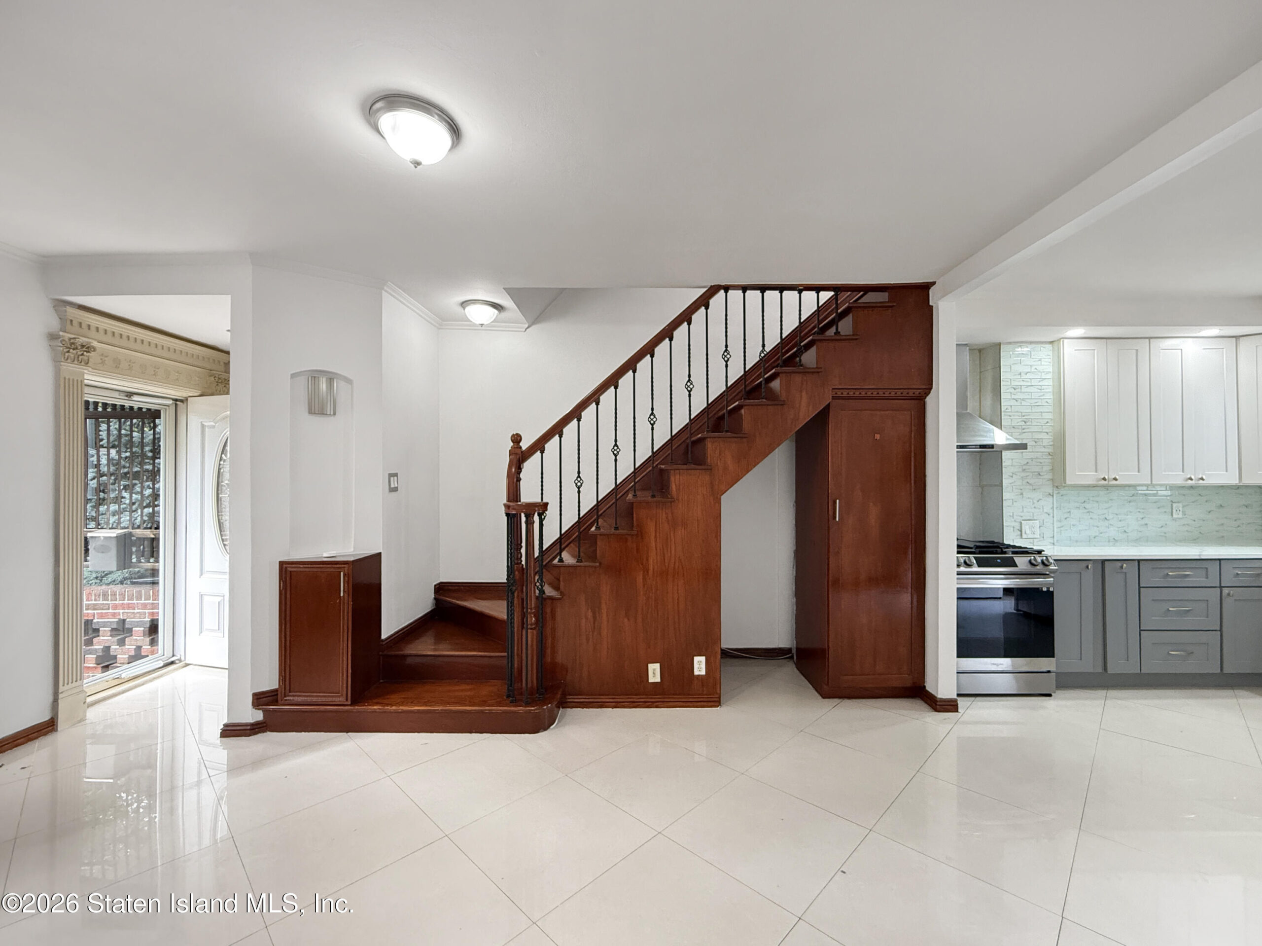 259 Bay 13th Street Image 4