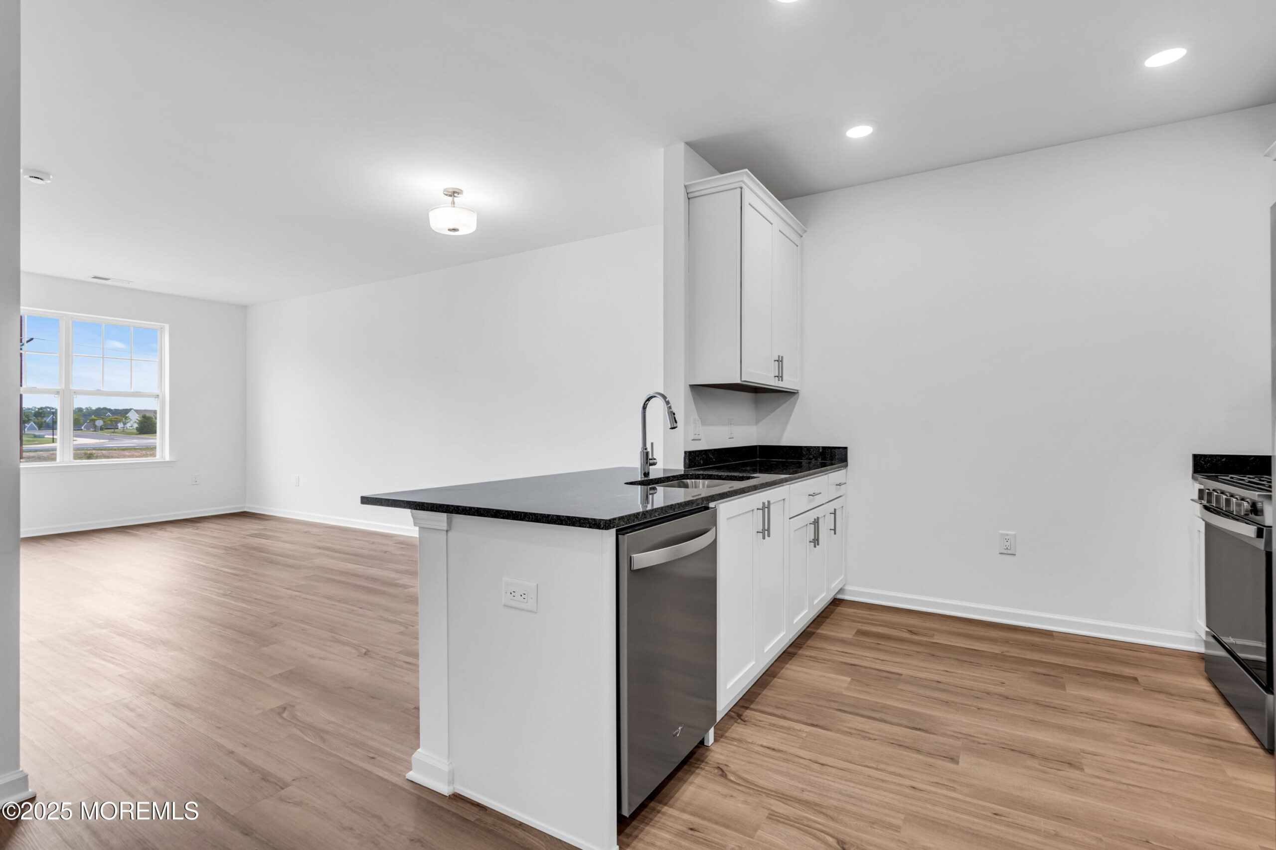 750 Lighthouse Drive 3113 Image 5