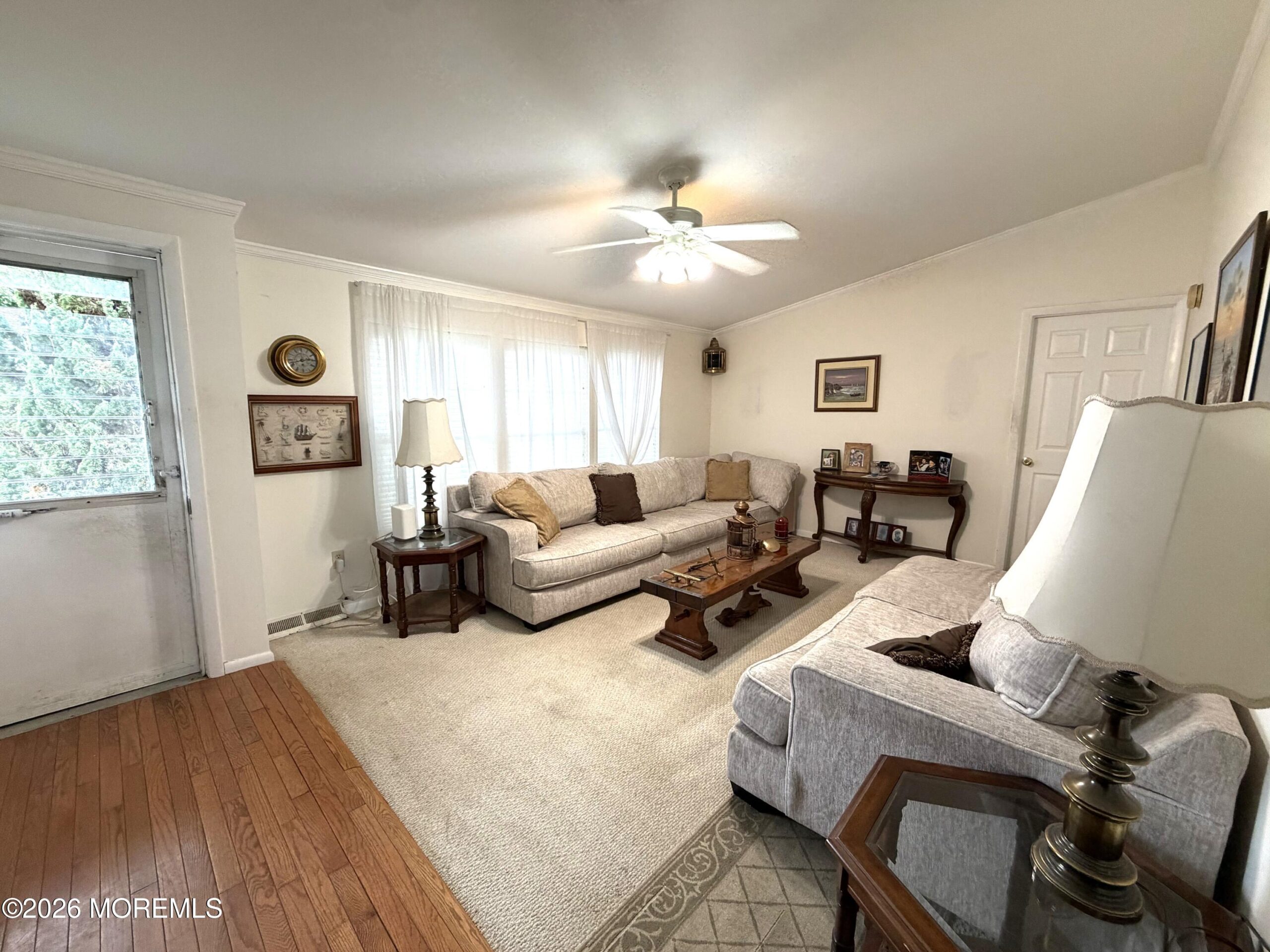302 Kenwood Court Image 4