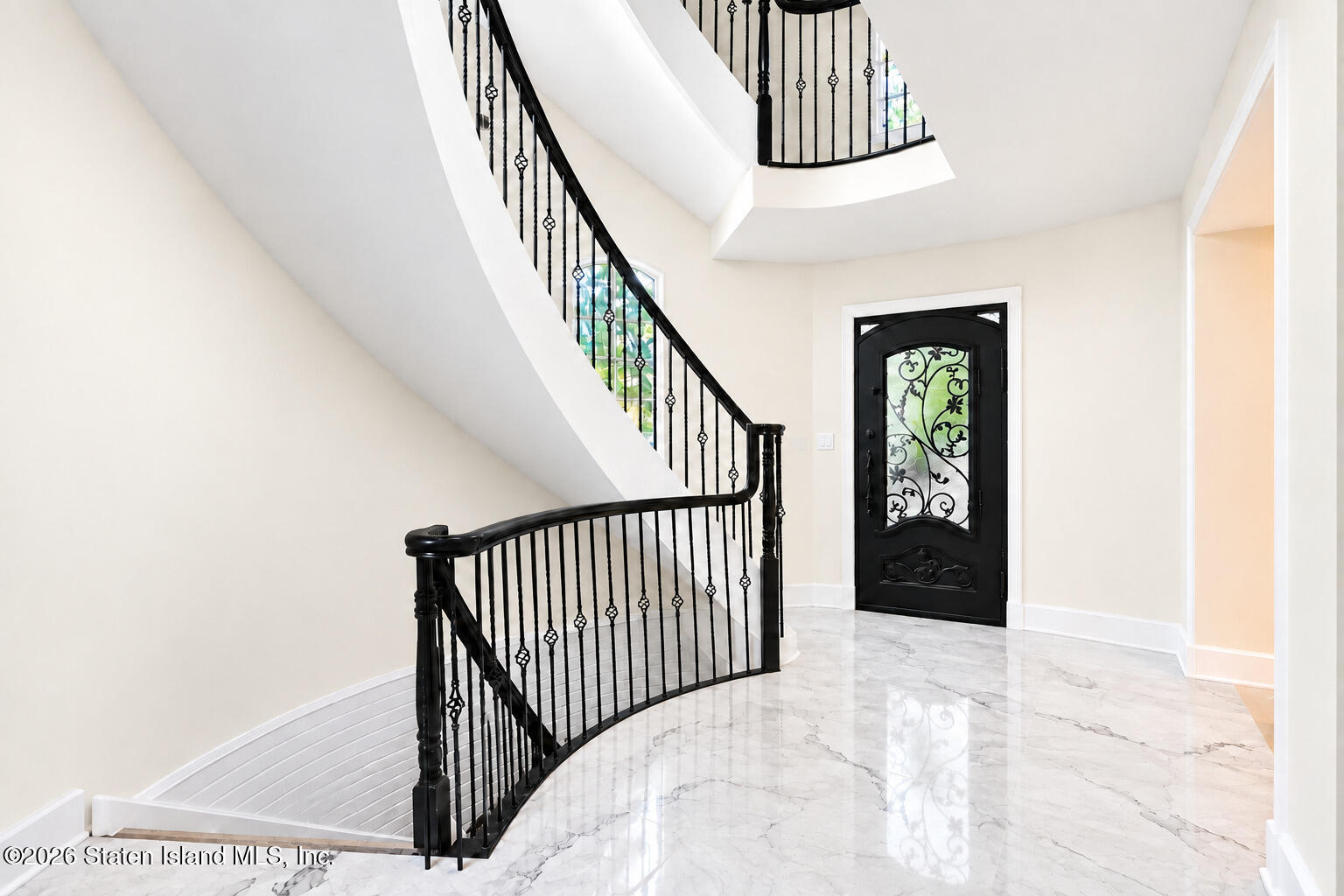 1233 Todt Hill Road Image 3