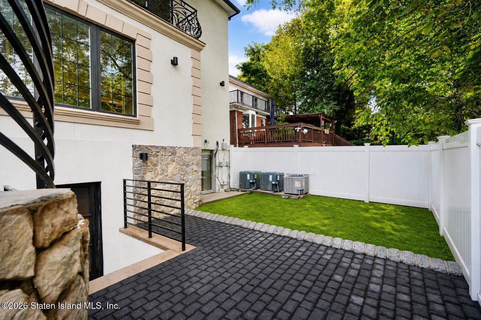 1233 Todt Hill Road, Staten Island, NY, 10304 image 23