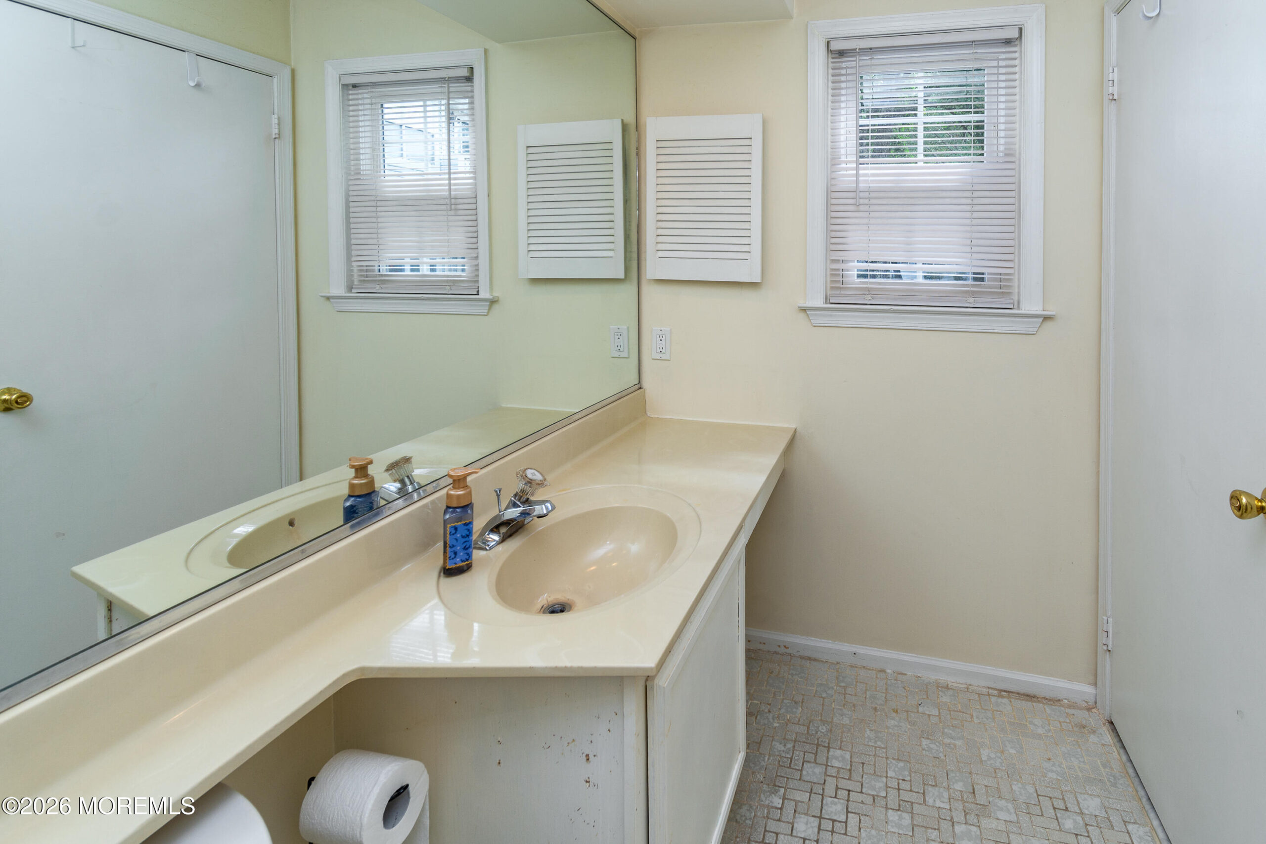 49 Chinkaberry Court, Howell, NJ, 07731 image 28