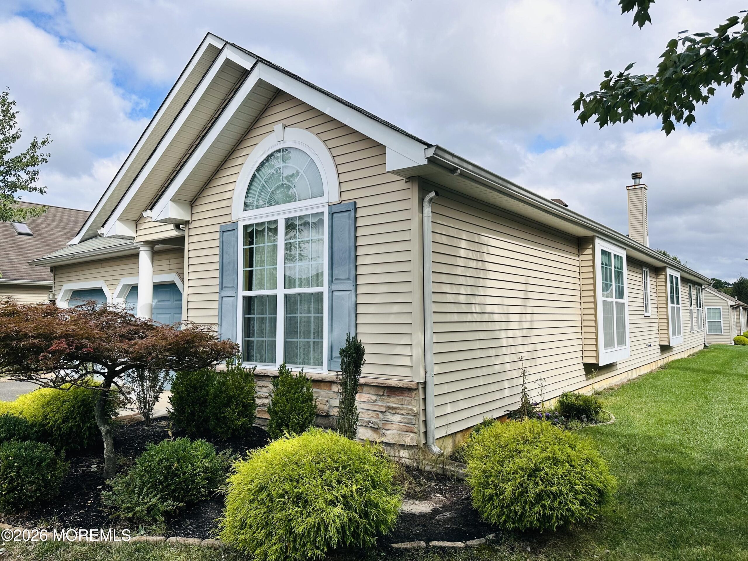 10 Woodview Drive Image 5