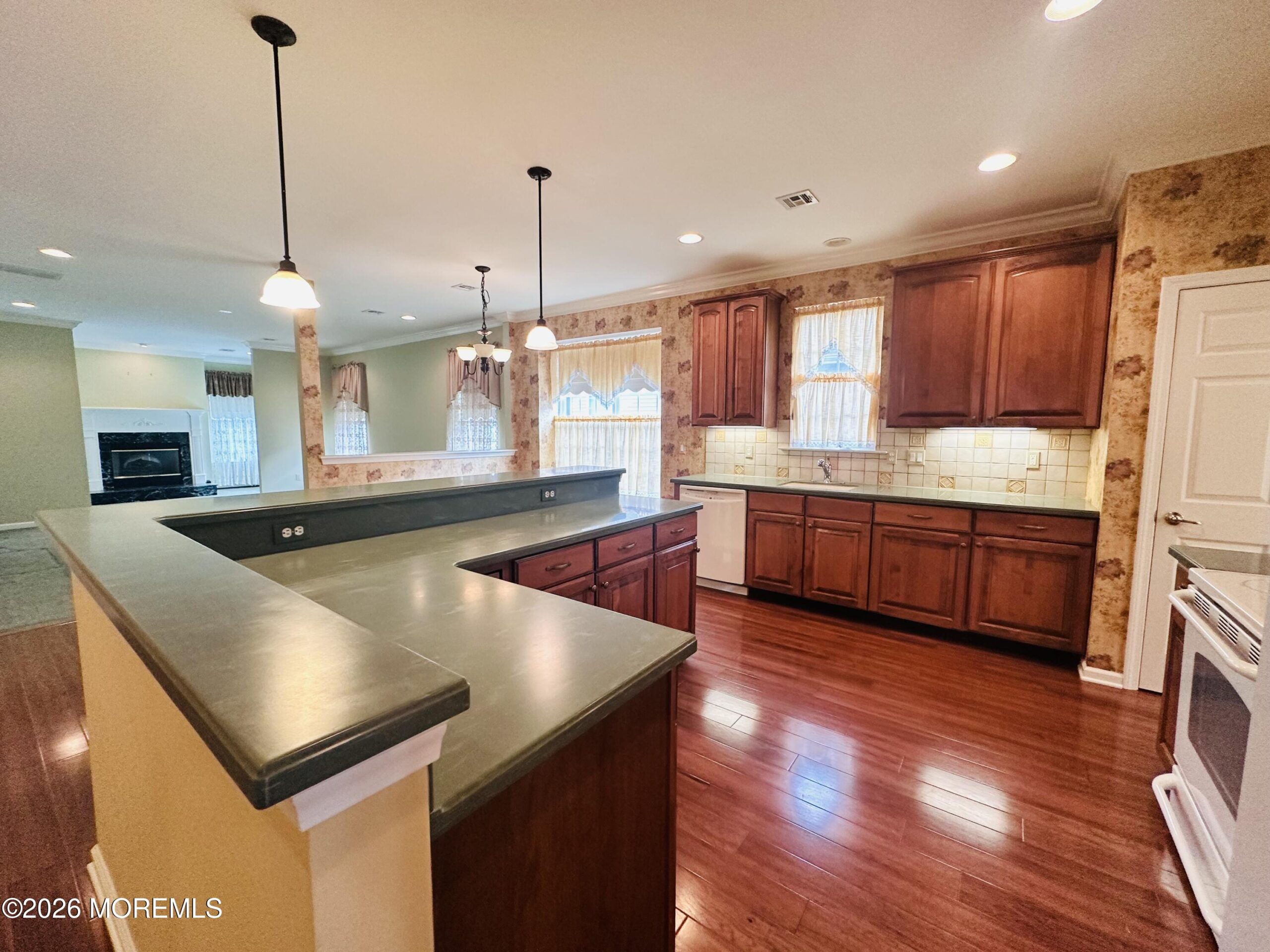 10 Woodview Drive, Manchester, NJ, 08759 image 26
