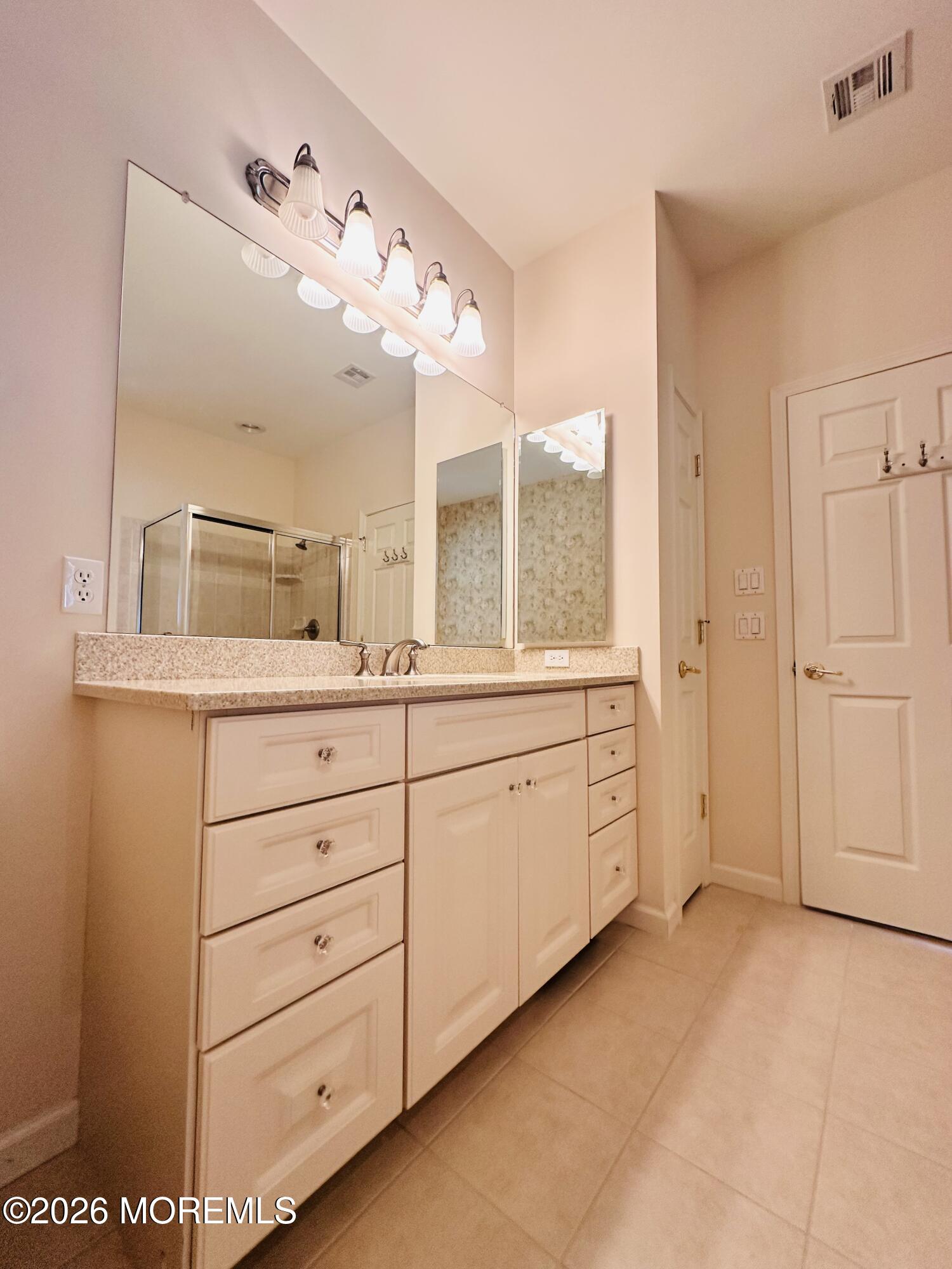 10 Woodview Drive, Manchester, NJ, 08759 image 45