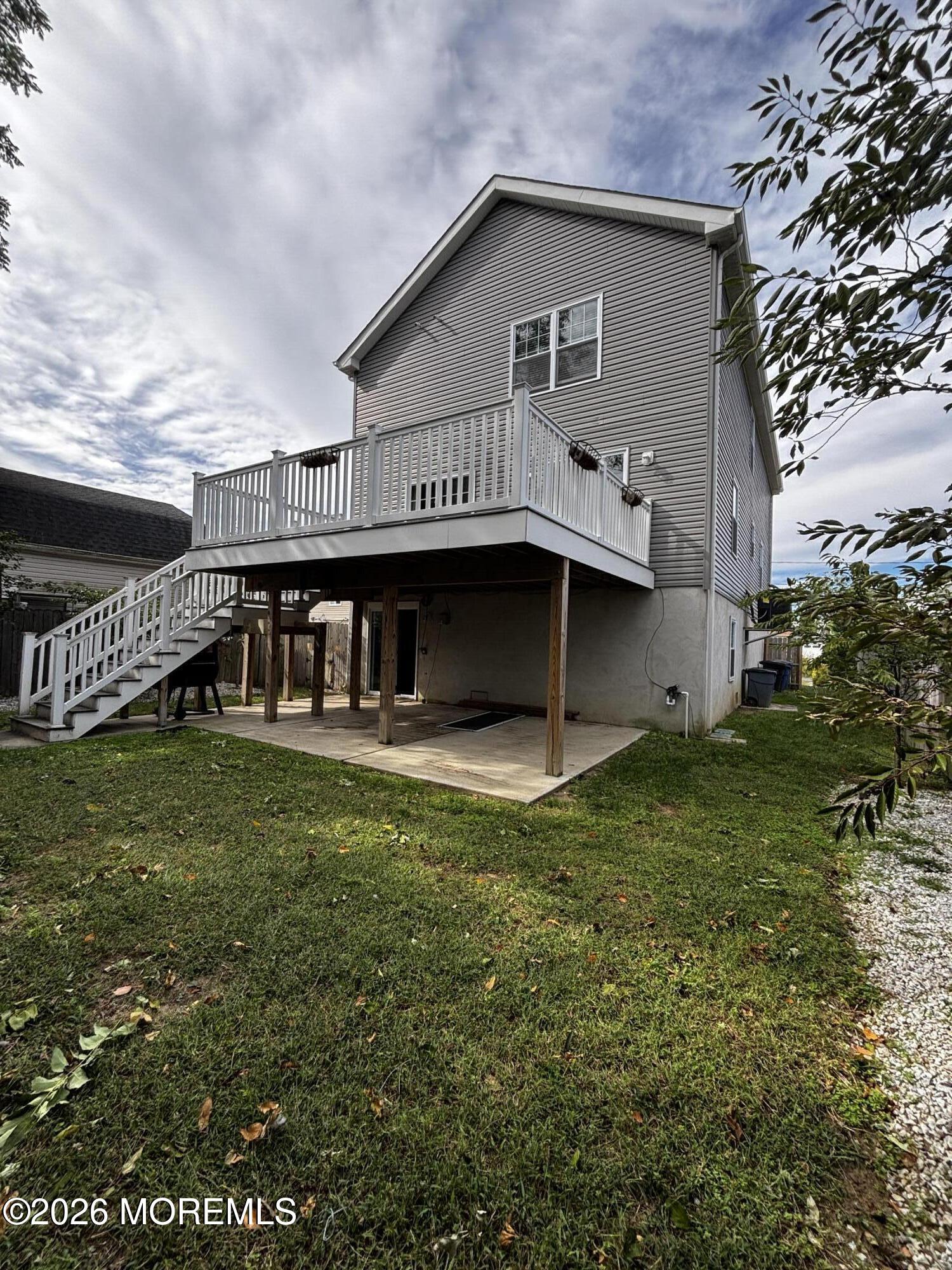 60 Waackaack Avenue Image 2