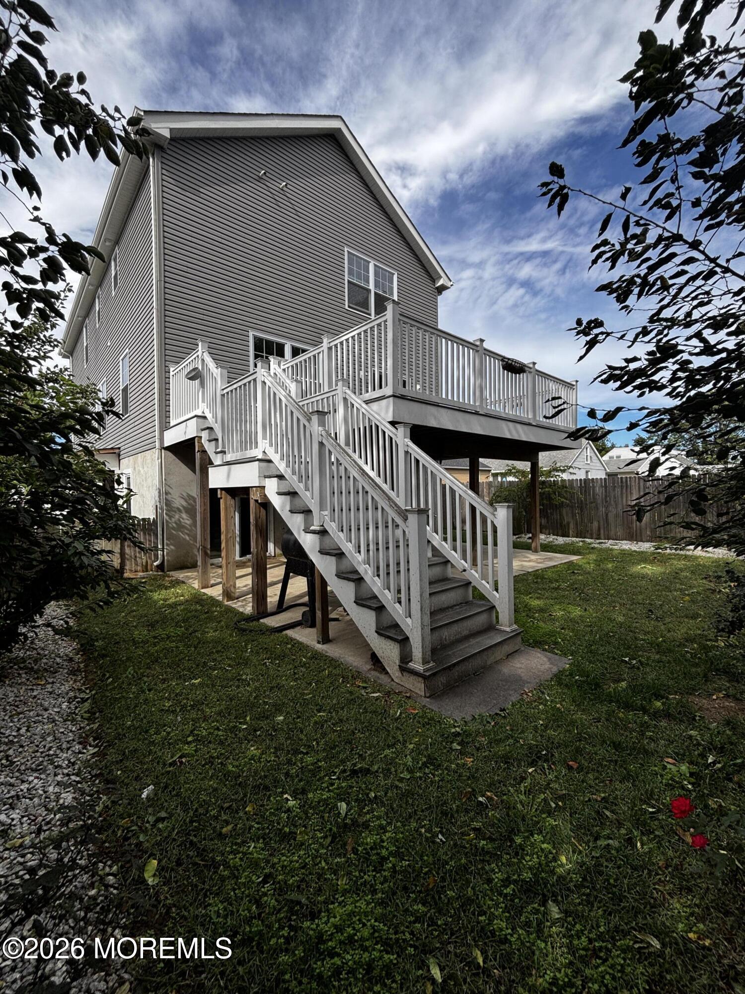 60 Waackaack Avenue Image 3