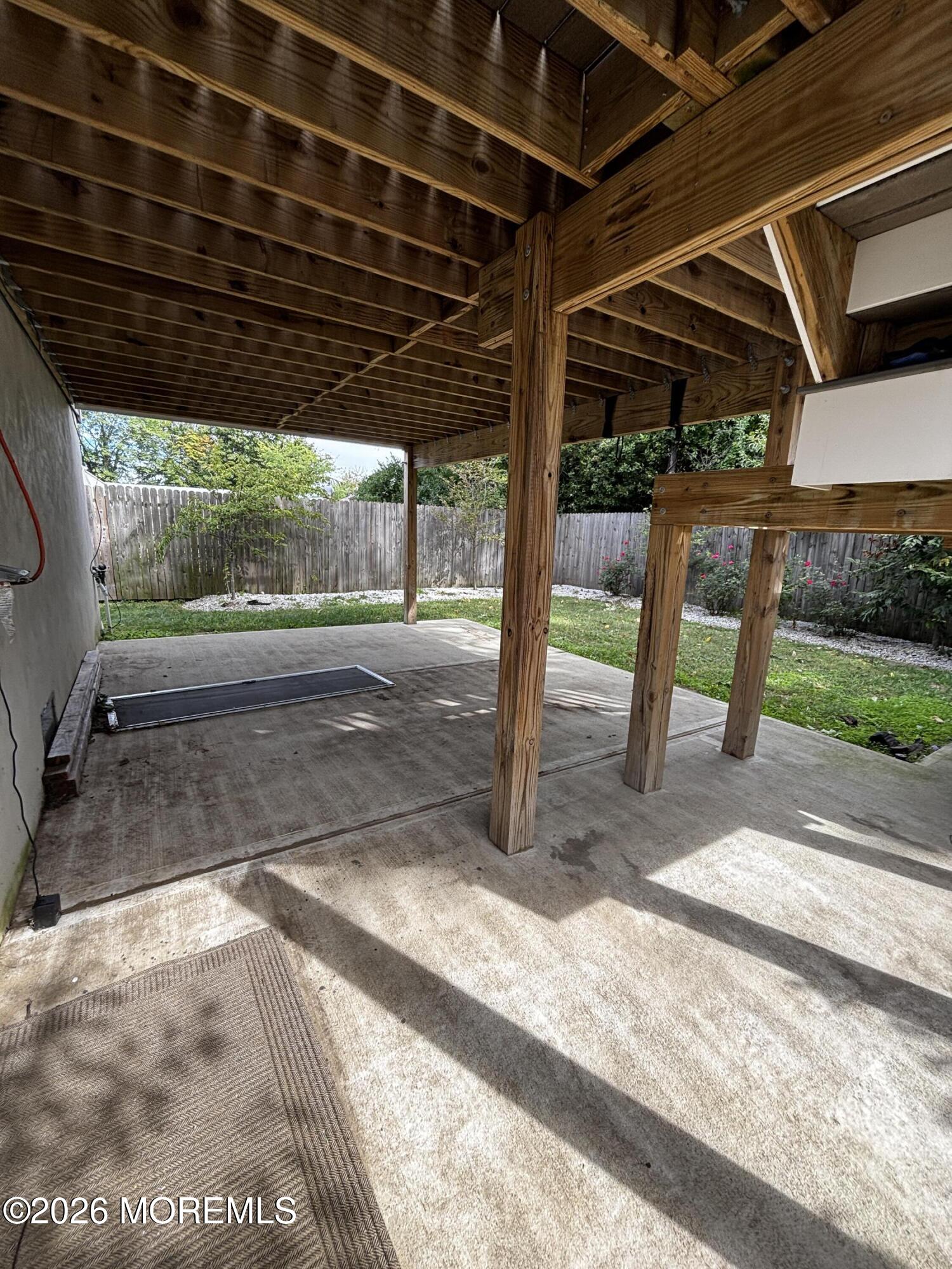 60 Waackaack Avenue Image 4