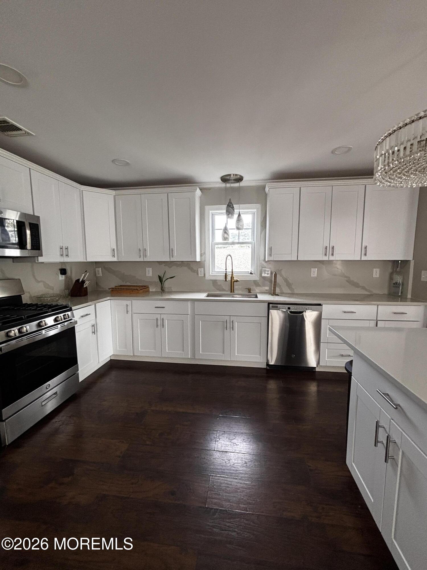 60 Waackaack Avenue, Keansburg, NJ, 07734 image 13