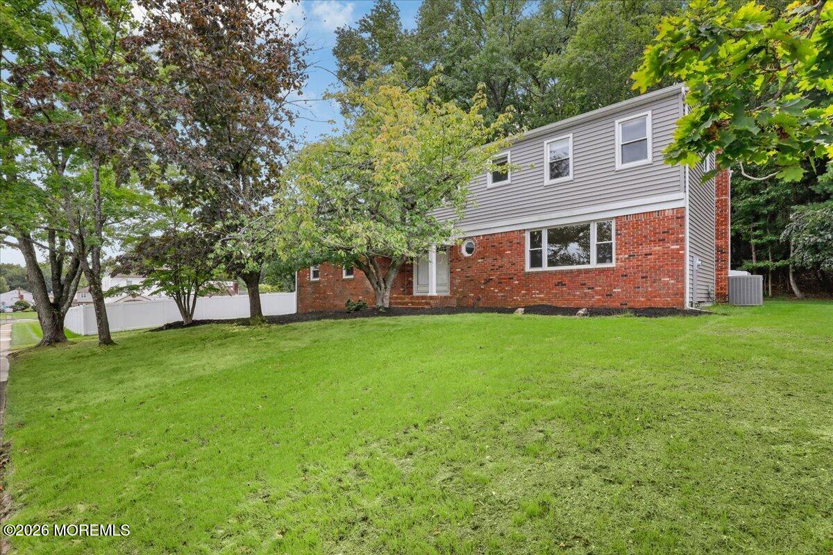 11 Colts Brook Road, Marlboro, NJ, 07746