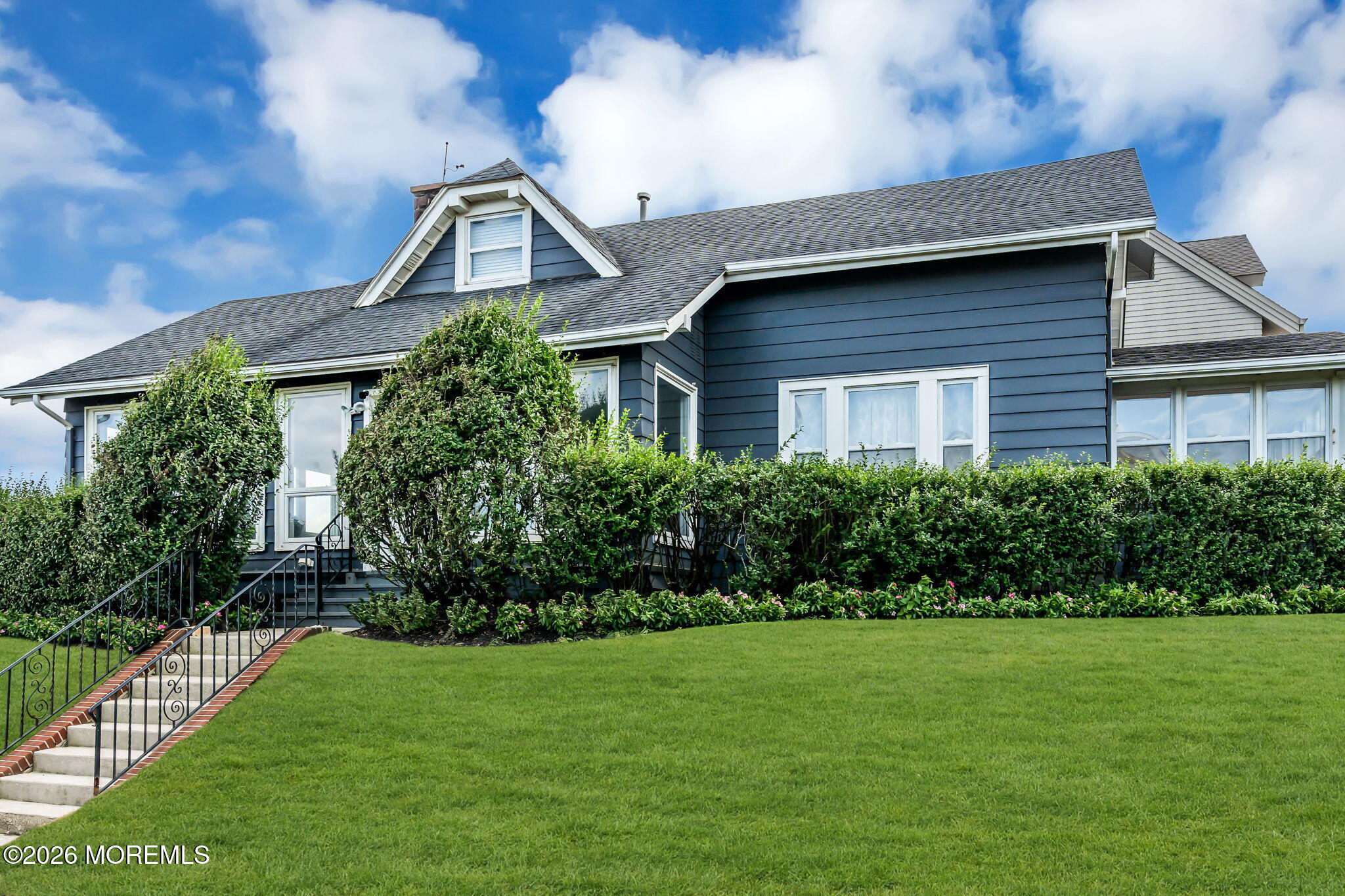 2011 Ocean Avenue Image 4