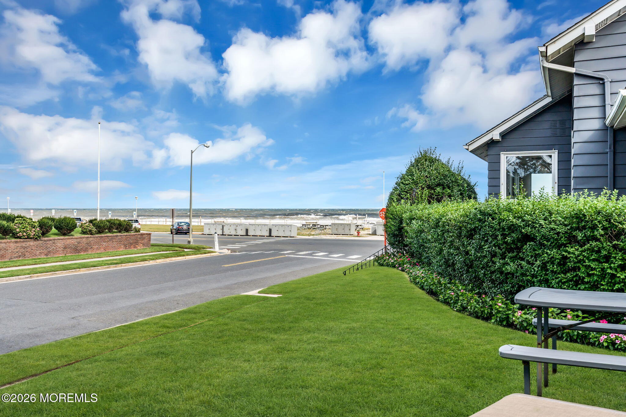 2011 Ocean Avenue Image 2