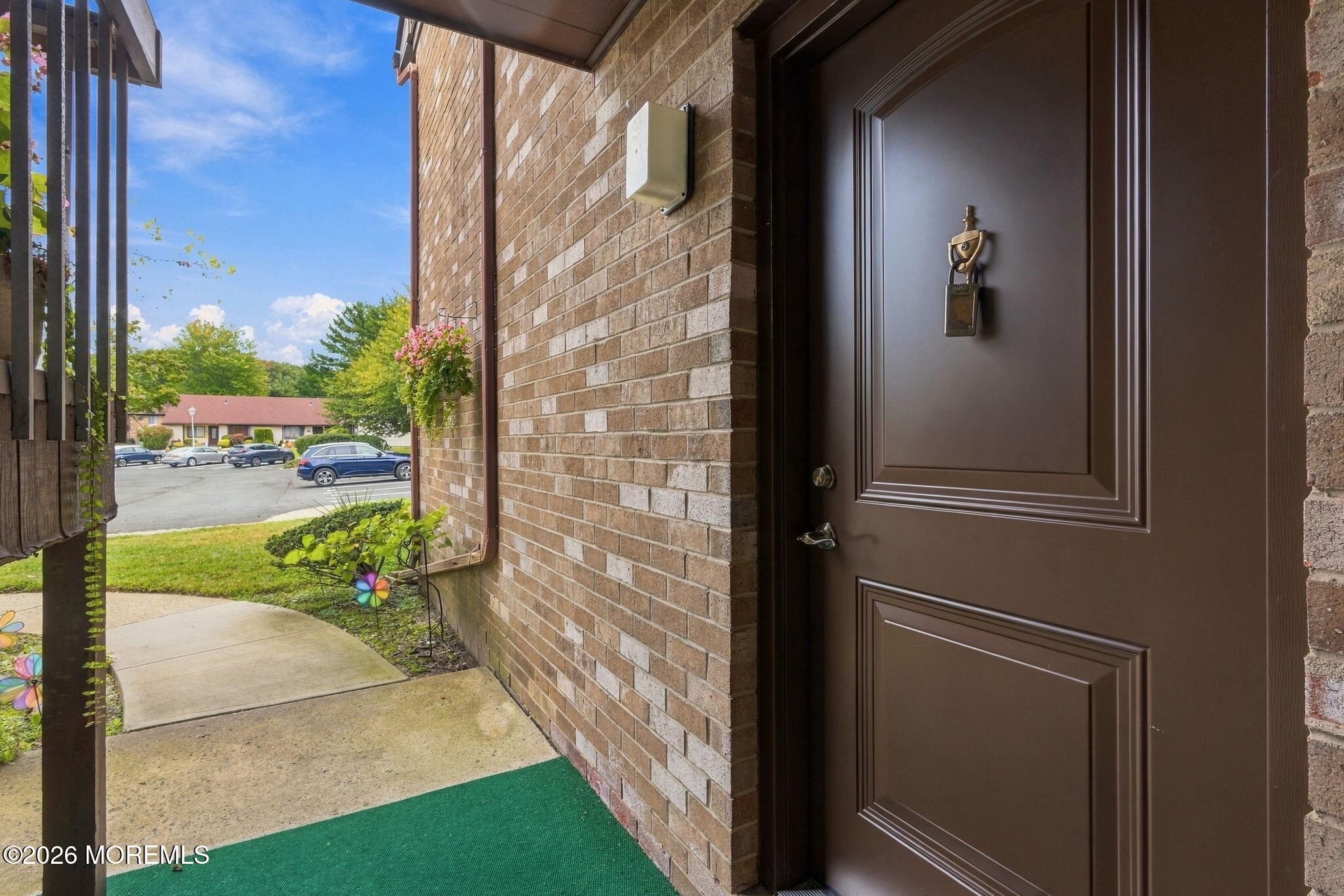 82 Amberly Drive A Image 3