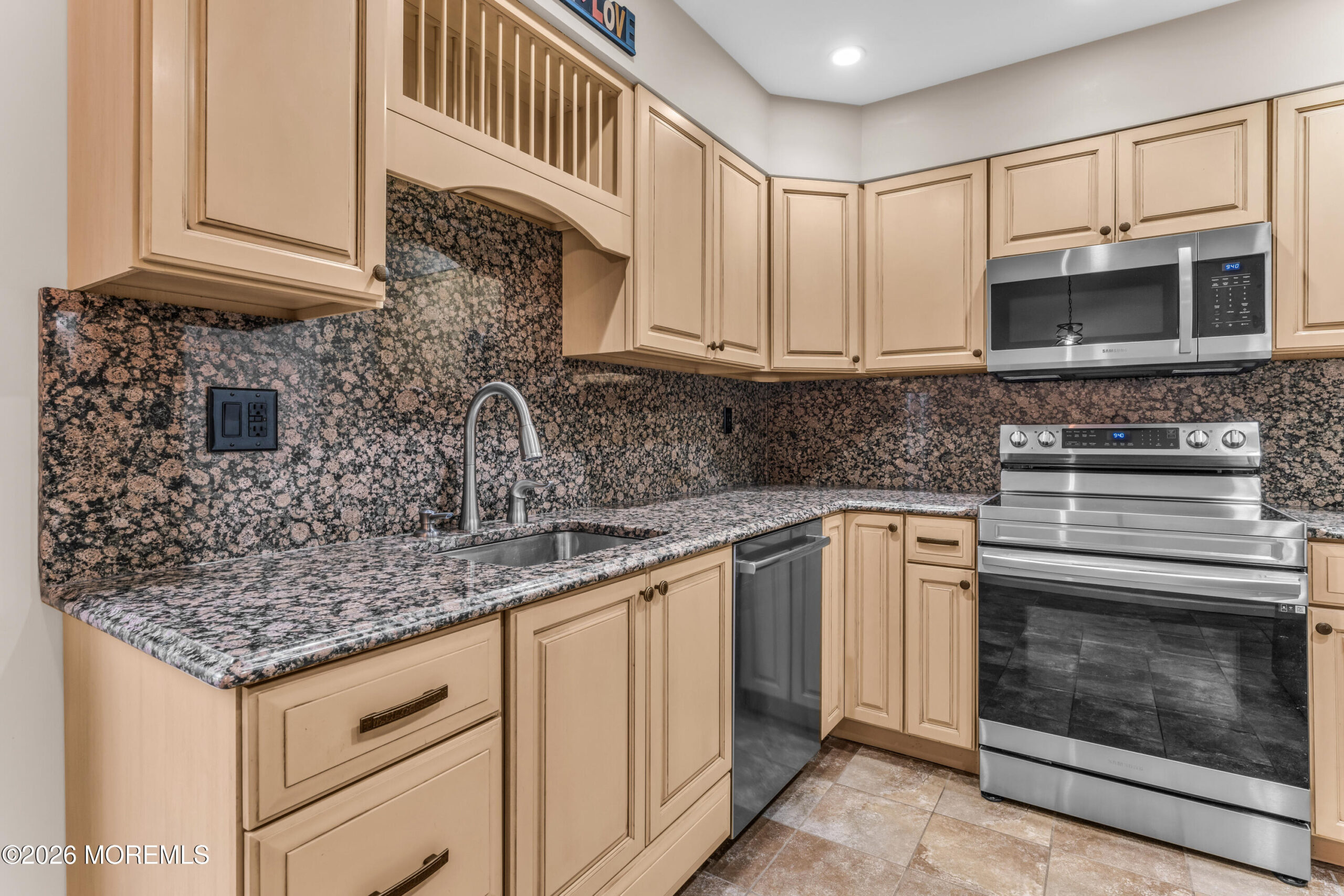 302 Cutty Court, Toms River, NJ, 08753 image 6