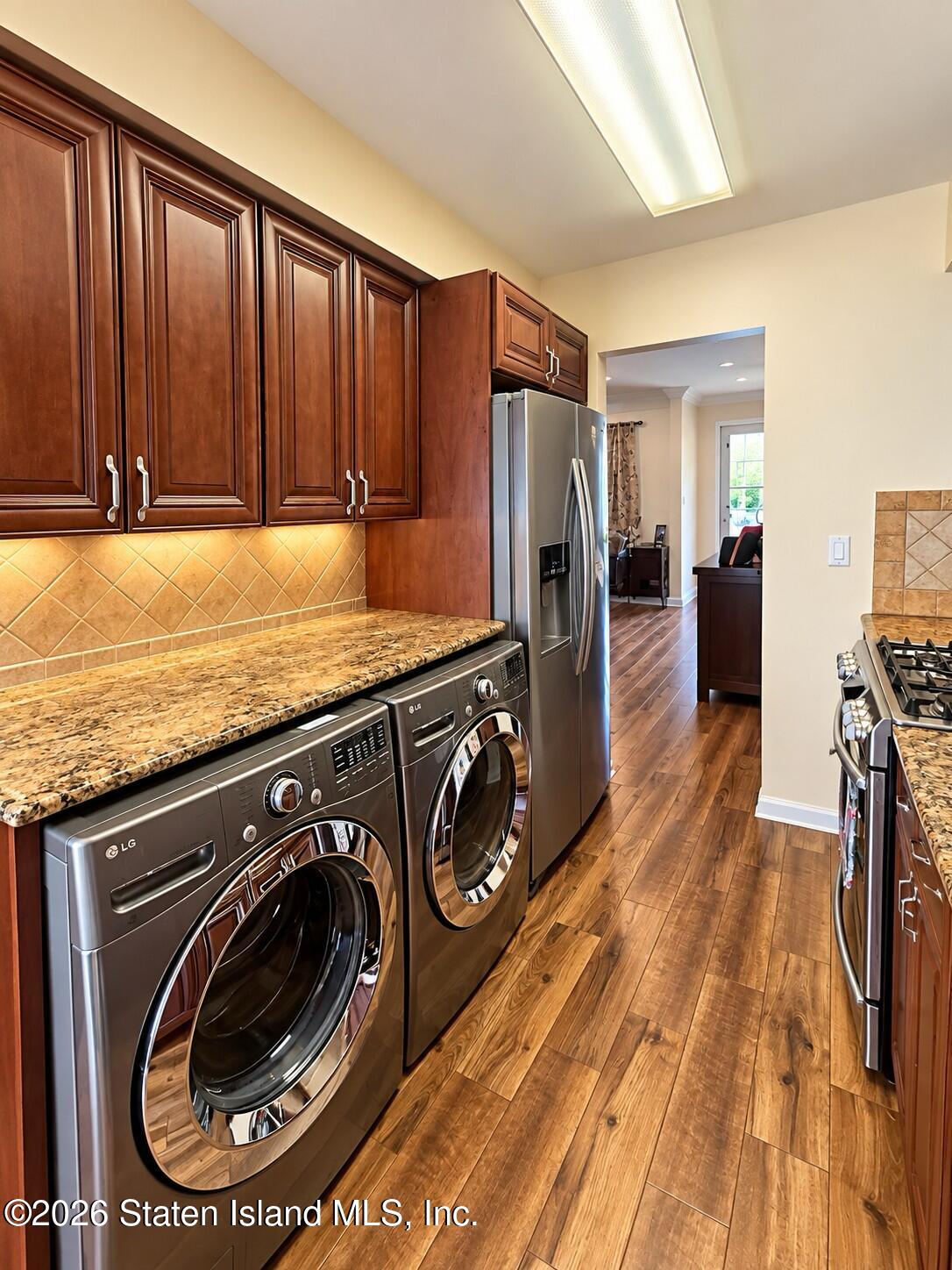 32 Charleston Avenue Image 3