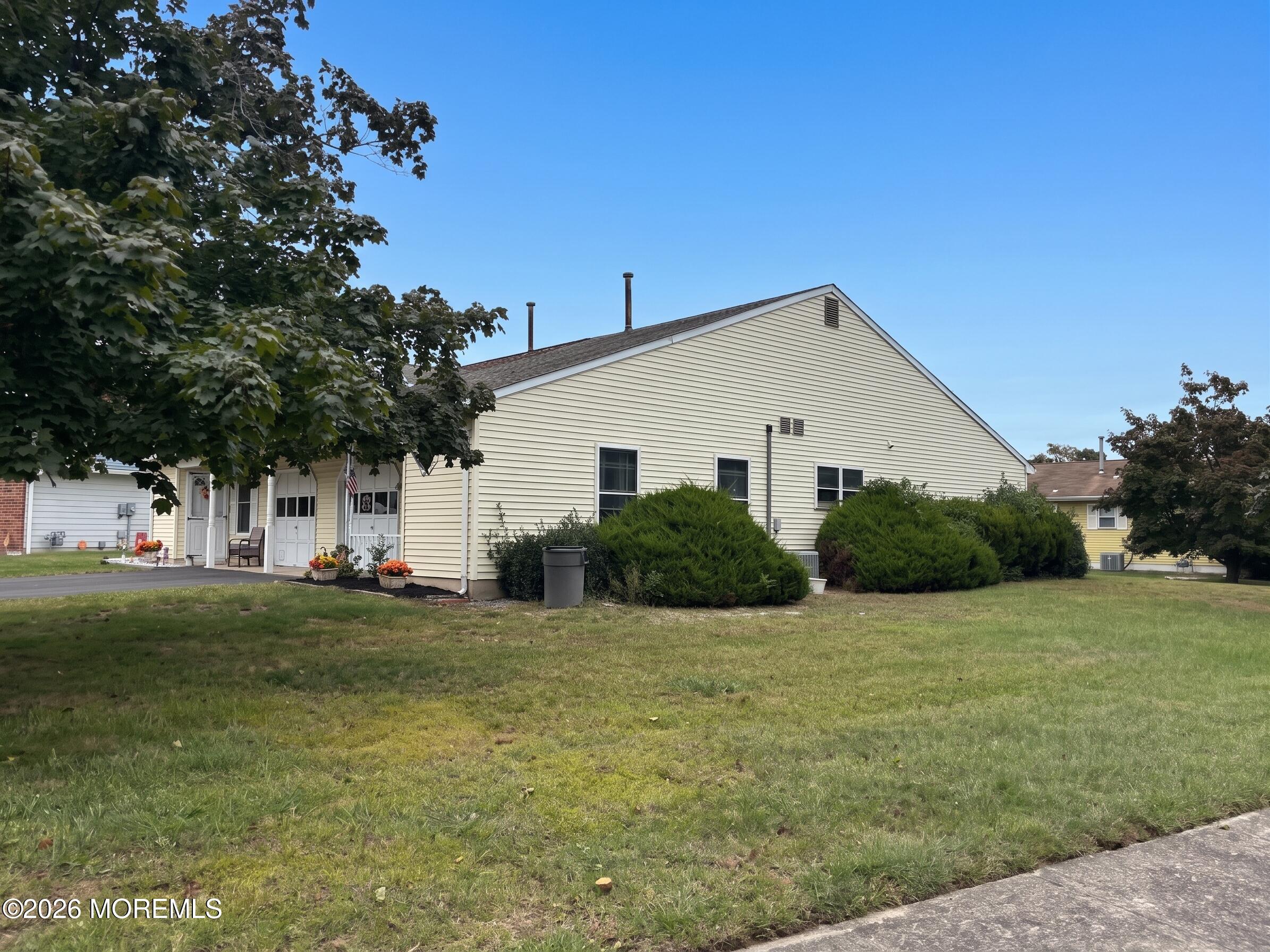 17 Reef Place Image 3