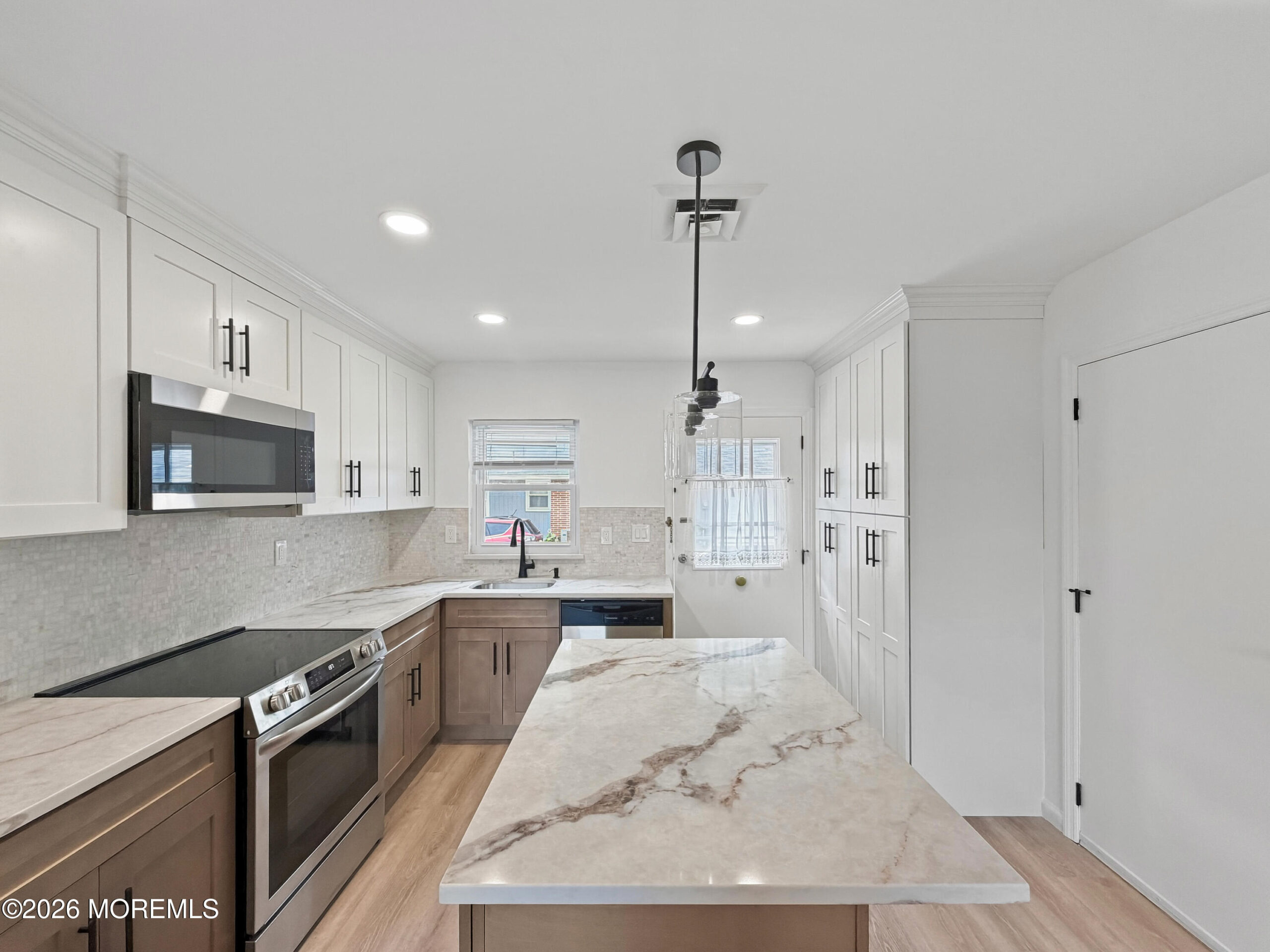 569A Sheffield Court, Lakewood, NJ, 08701