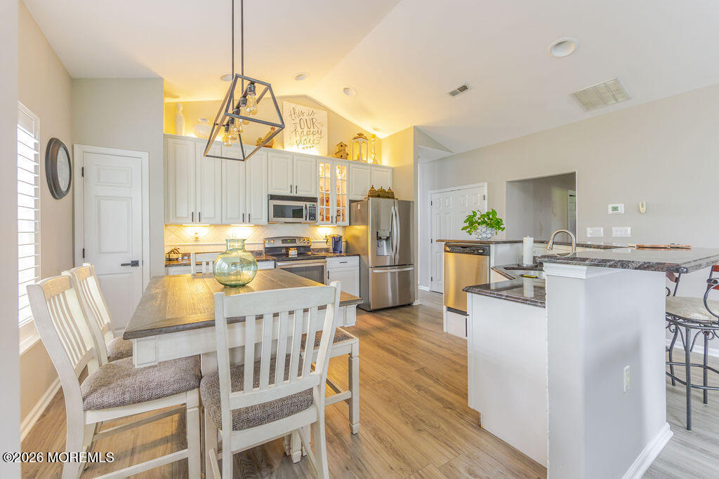 29 Valencia Drive Image 5