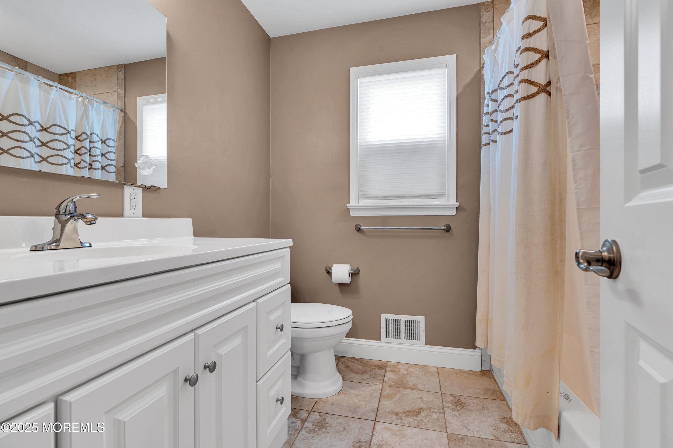 17 Acorn Drive, Middletown, NJ, 07748 image 40