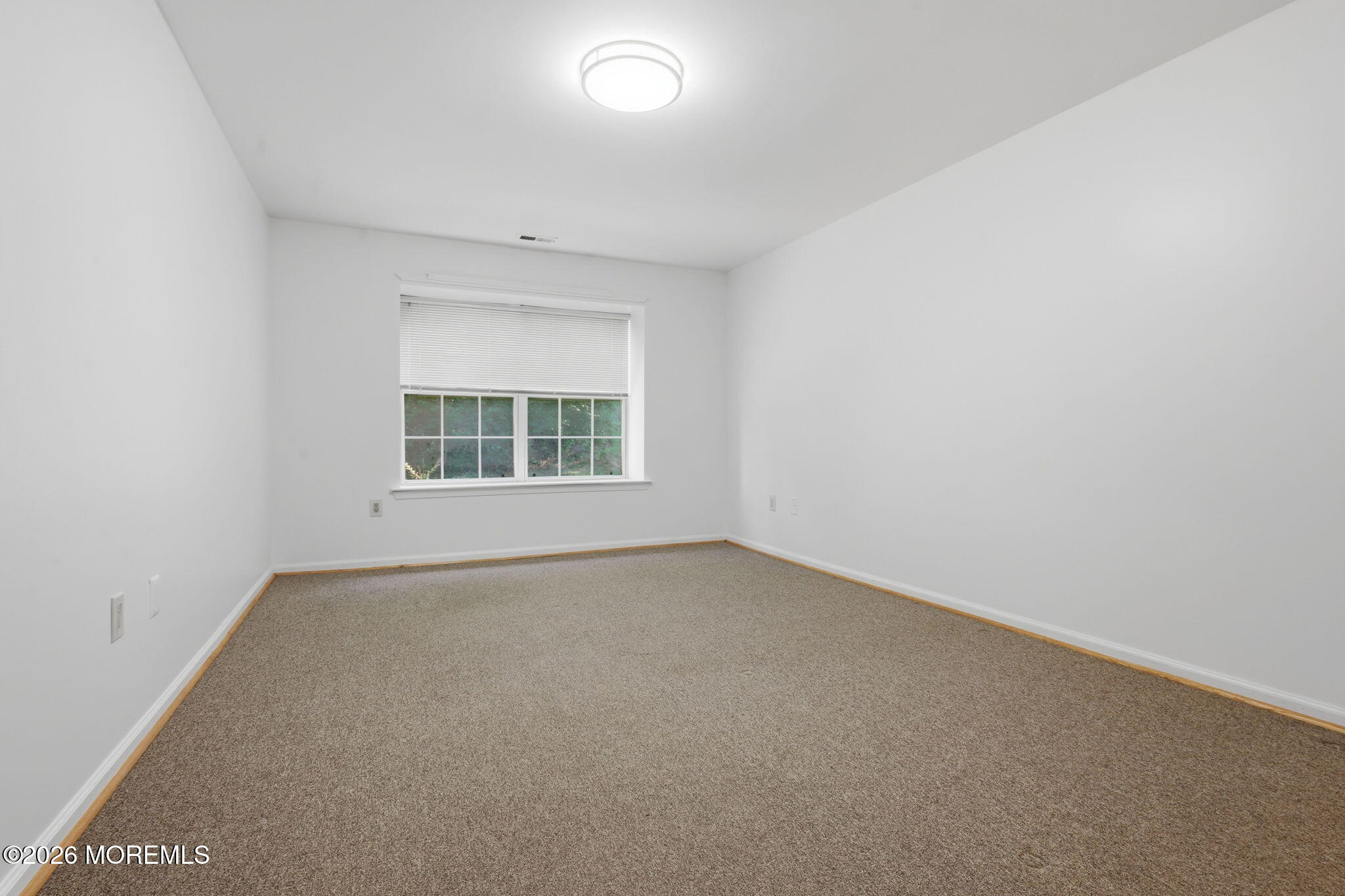 2704 Commons Drive 4 Image 3