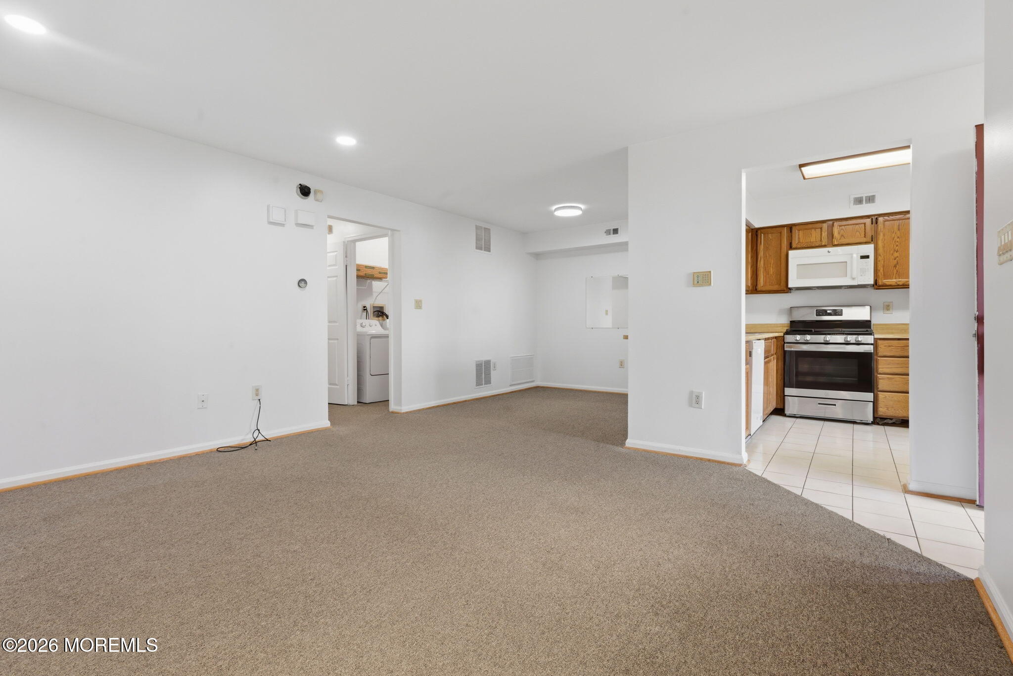 2704 Commons Drive 4, East Brunswick, NJ, 08816 image 12