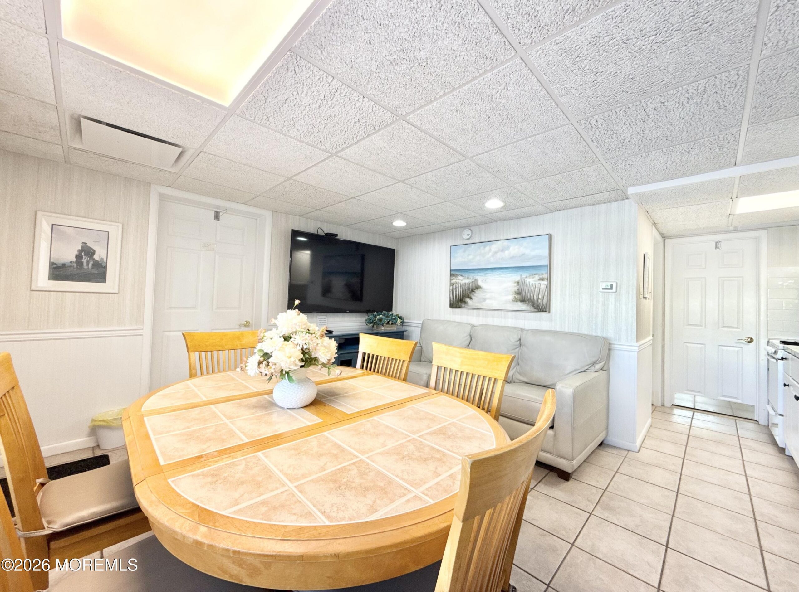 406 E Monterey Avenue 103 Image 3