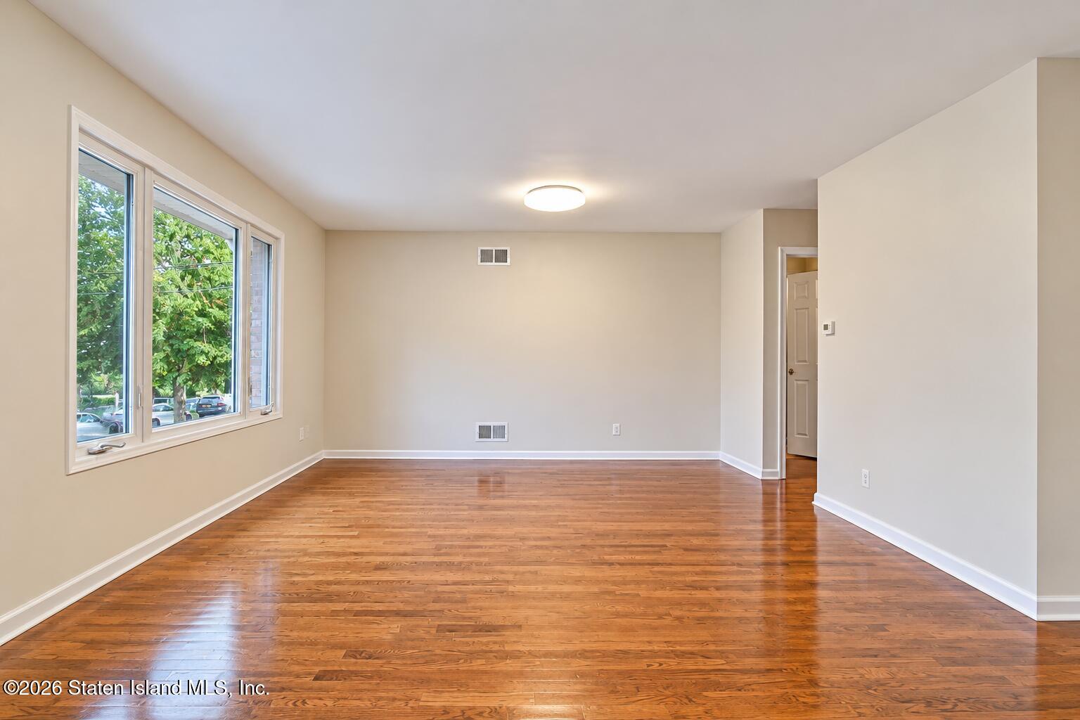 173 Colony Avenue Image 3