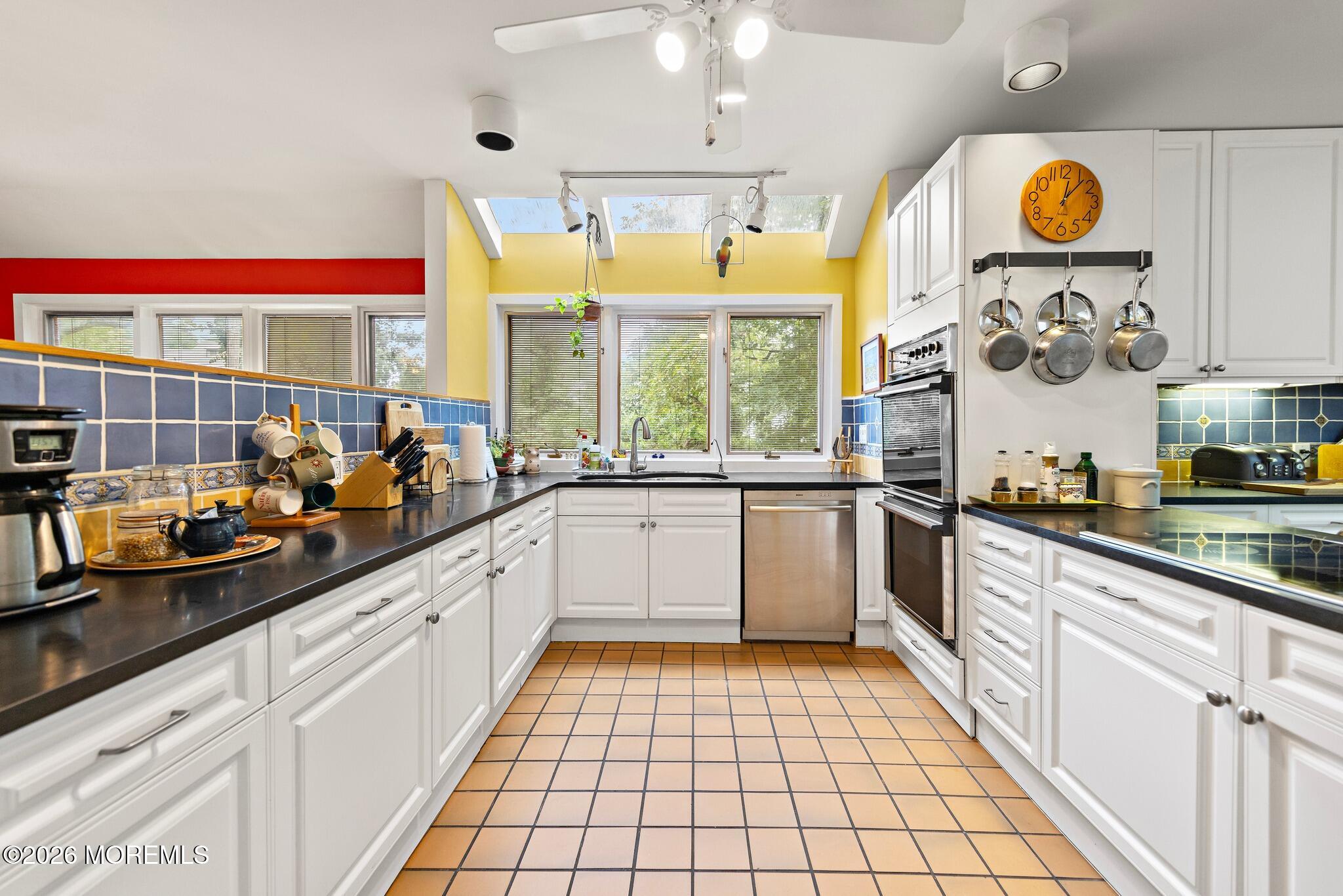 35 Sea View Terrace, Highlands, NJ, 07732 image 13