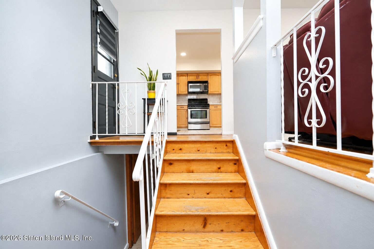 27 Muller Avenue, Staten Island, NY, 10314 image 11