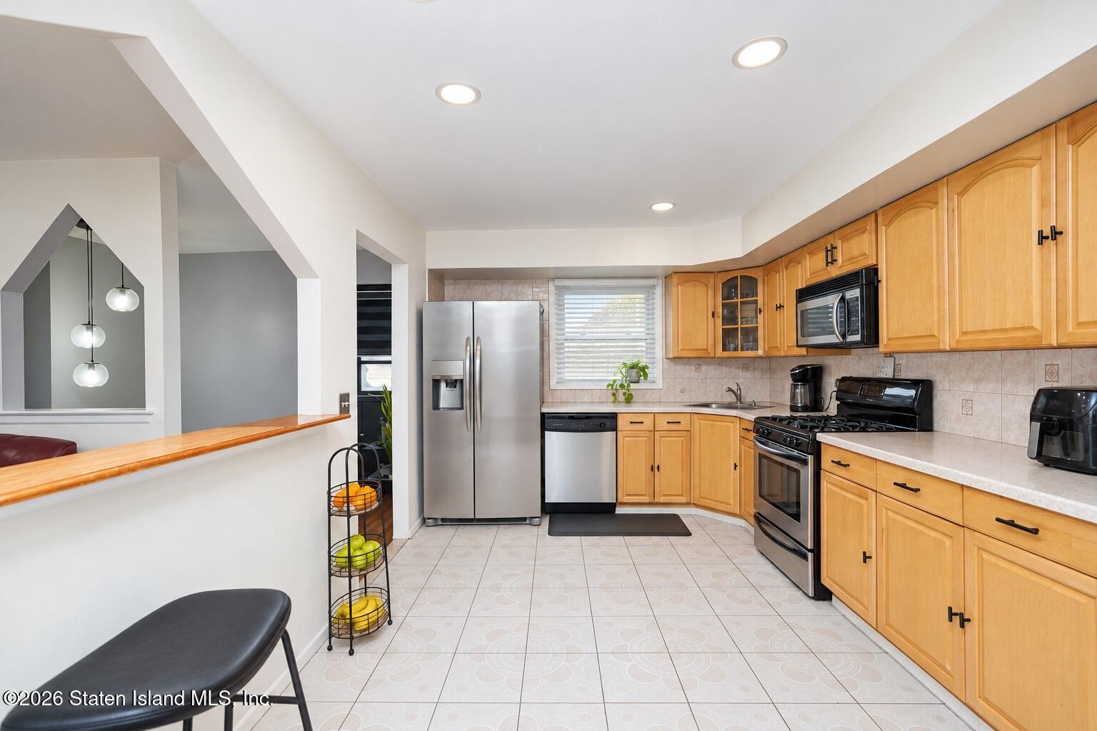 27 Muller Avenue, Staten Island, NY, 10314 image 25