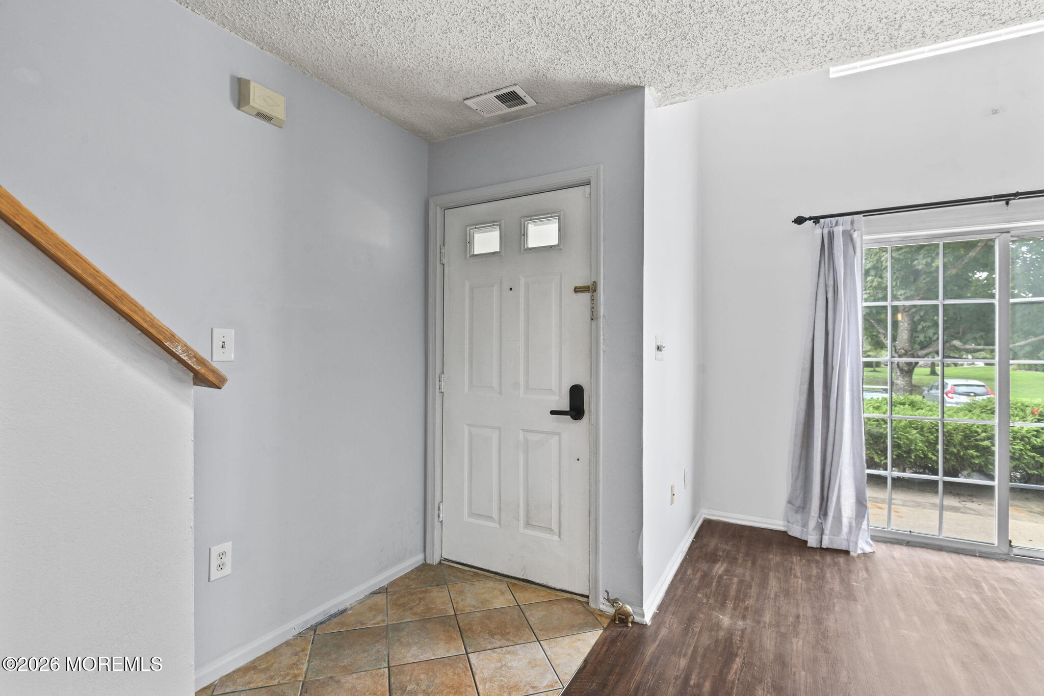 22 Dover Court Image 4