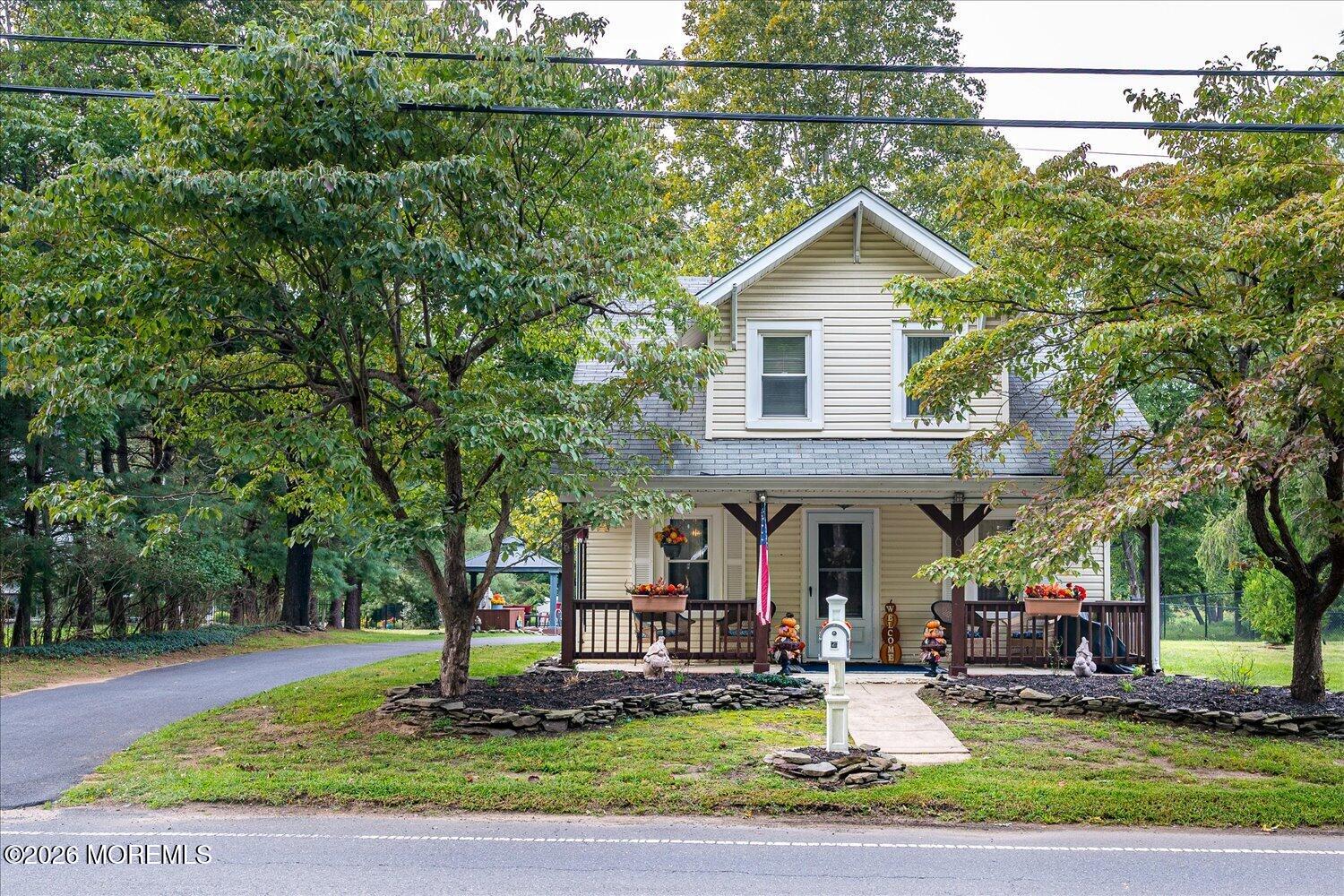 62 Taylors Mills Road, Manalapan, NJ, 07726