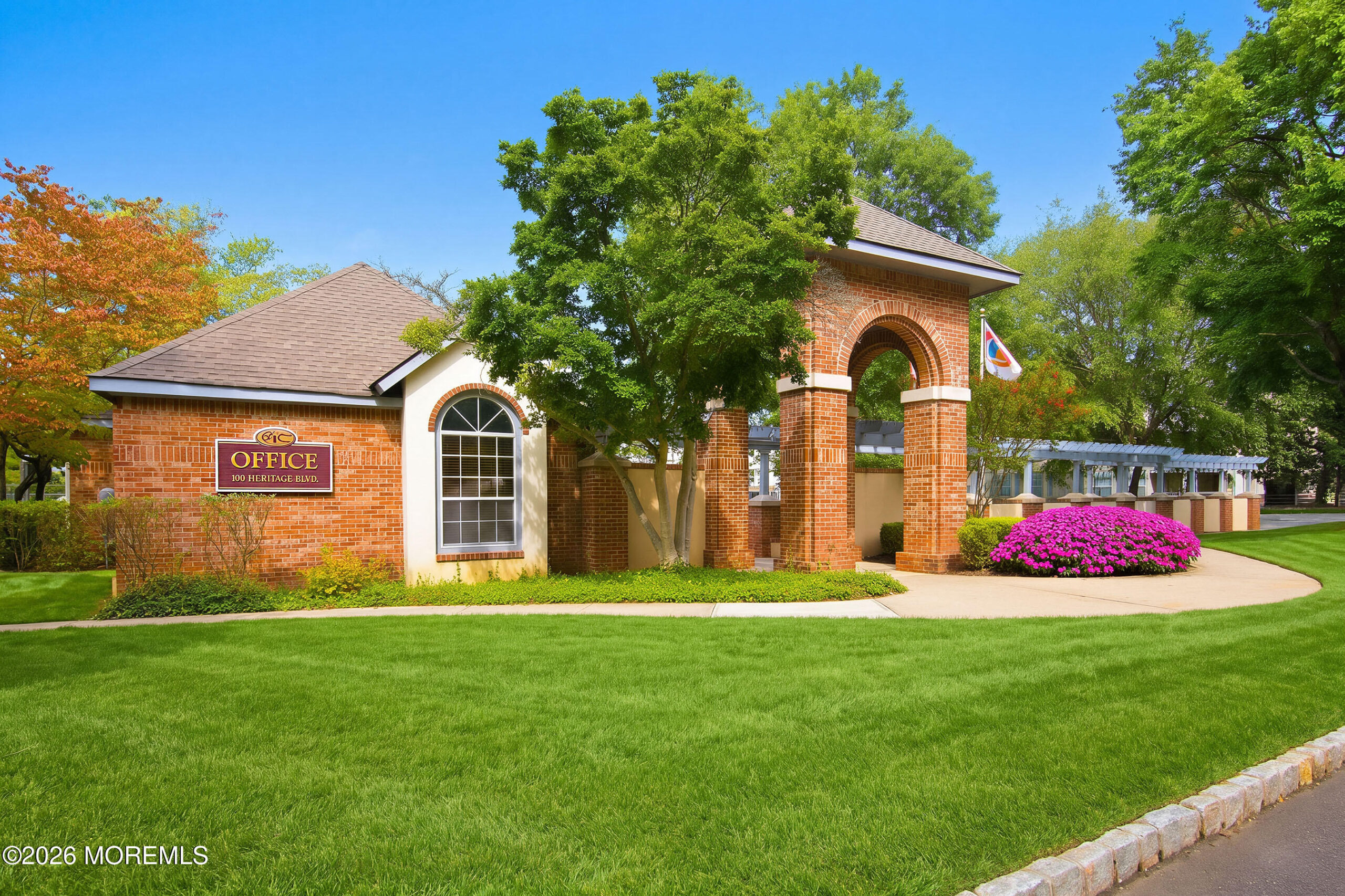 119 Commonwealth Court 9 Image 3