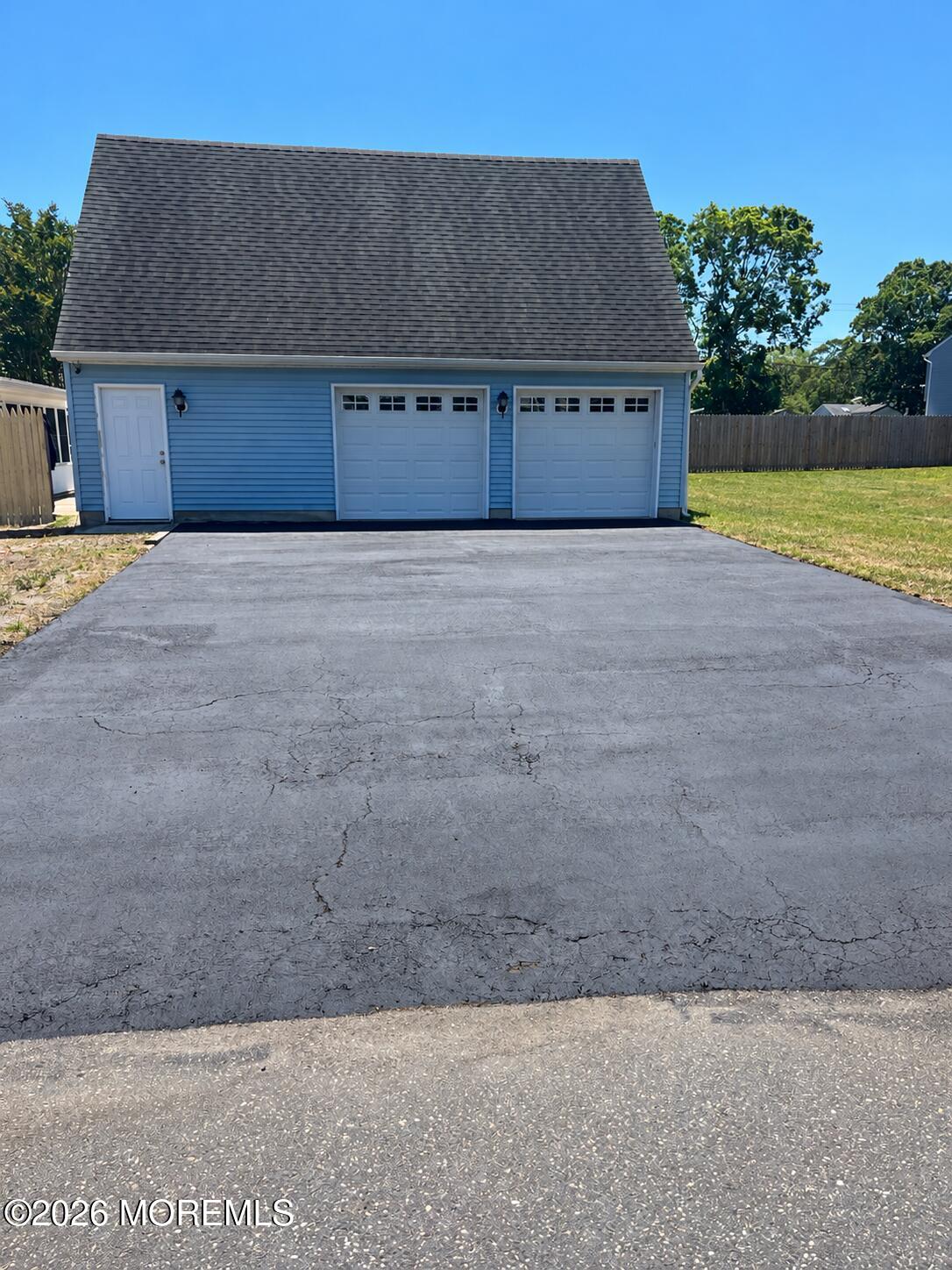 260 Berkeley Drive Image 3