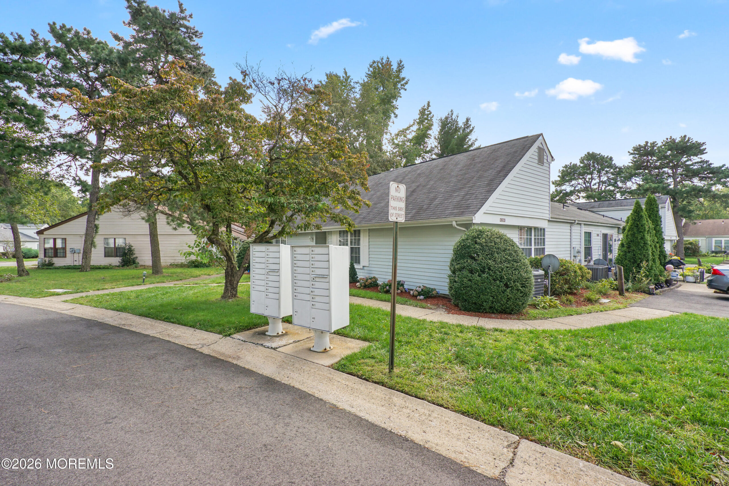 439H Chesterfield Court Image 5