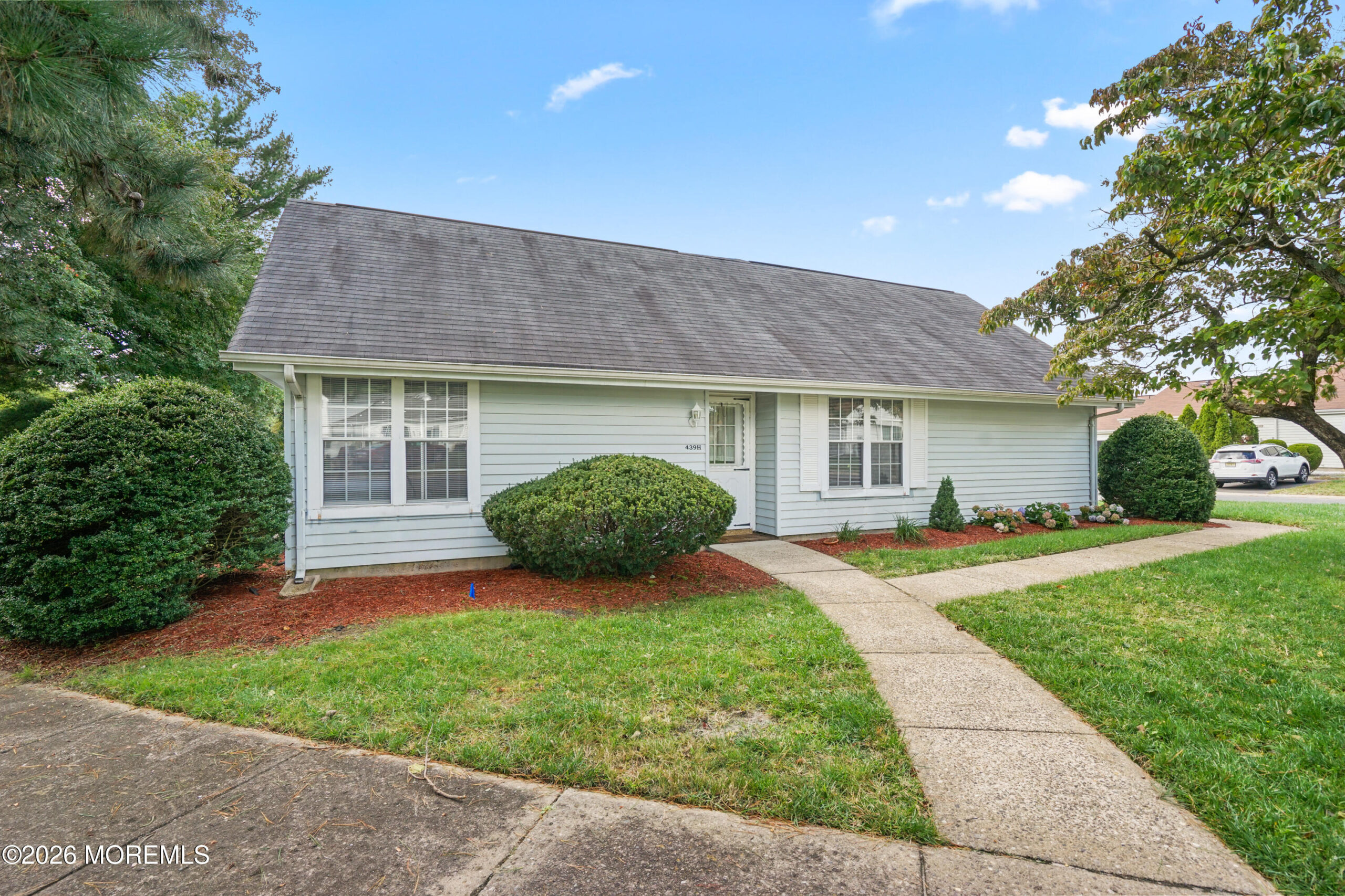 439H Chesterfield Court Image 4