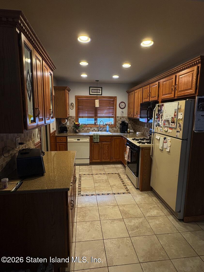 31 Kinghorn Street, Staten Island, NY, 10312 image 10