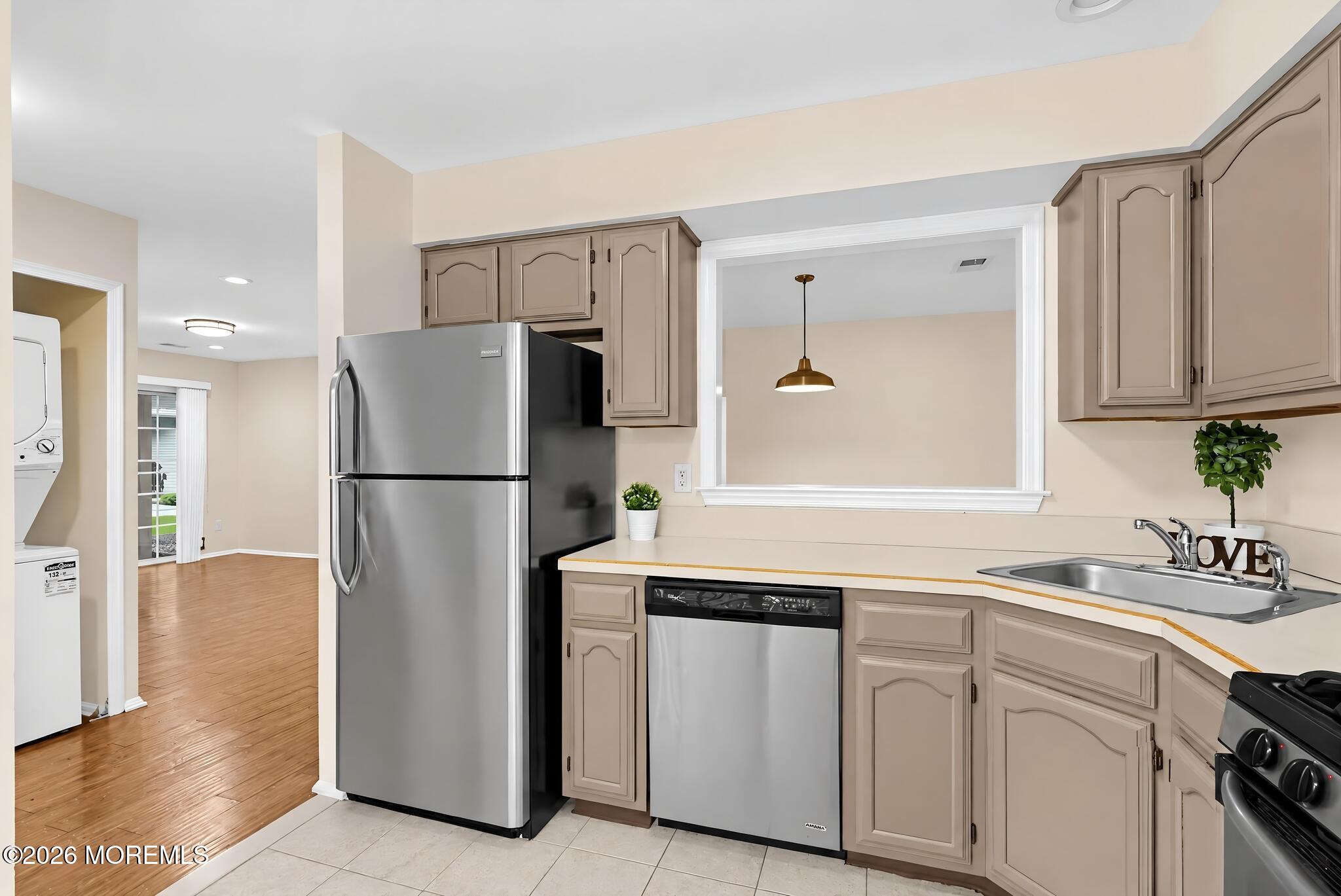 407 Hampton Court, Manalapan, NJ, 07726 image 6