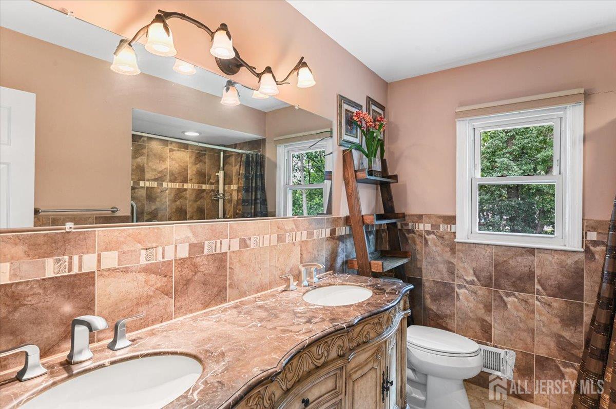 8 dusko Drive, Sayreville, NJ, 08859 image 24