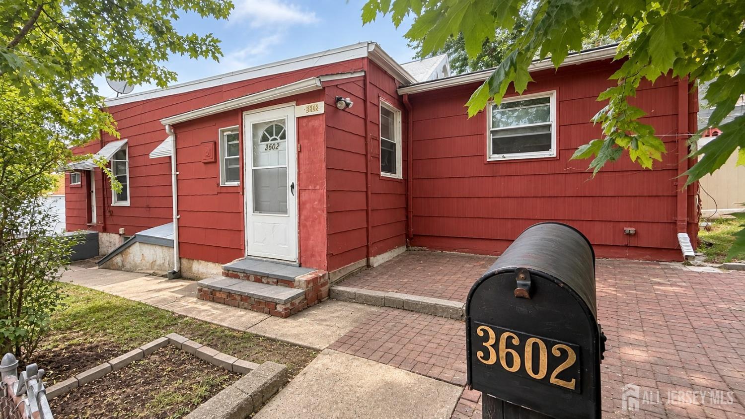 3602 Liberty Avenue Image 2