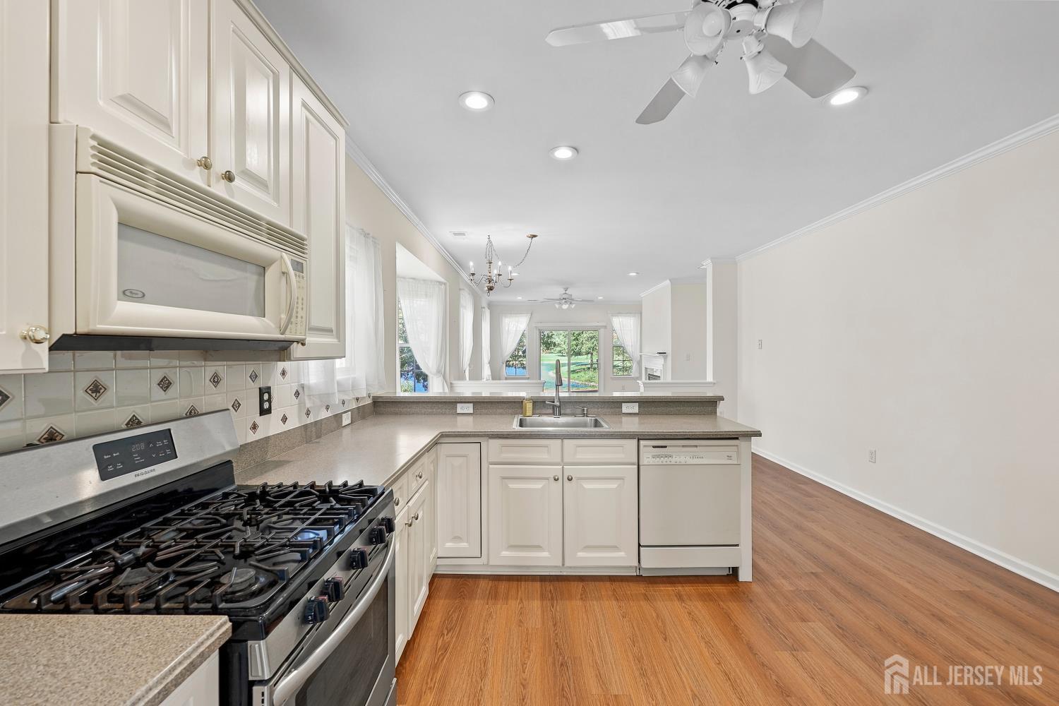 99 Minuteman Circle, Upper Freehold, NJ, 08501 image 16