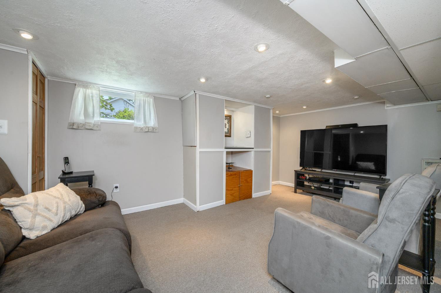 230 Jones Place, Rahway, NJ, 07065 image 27