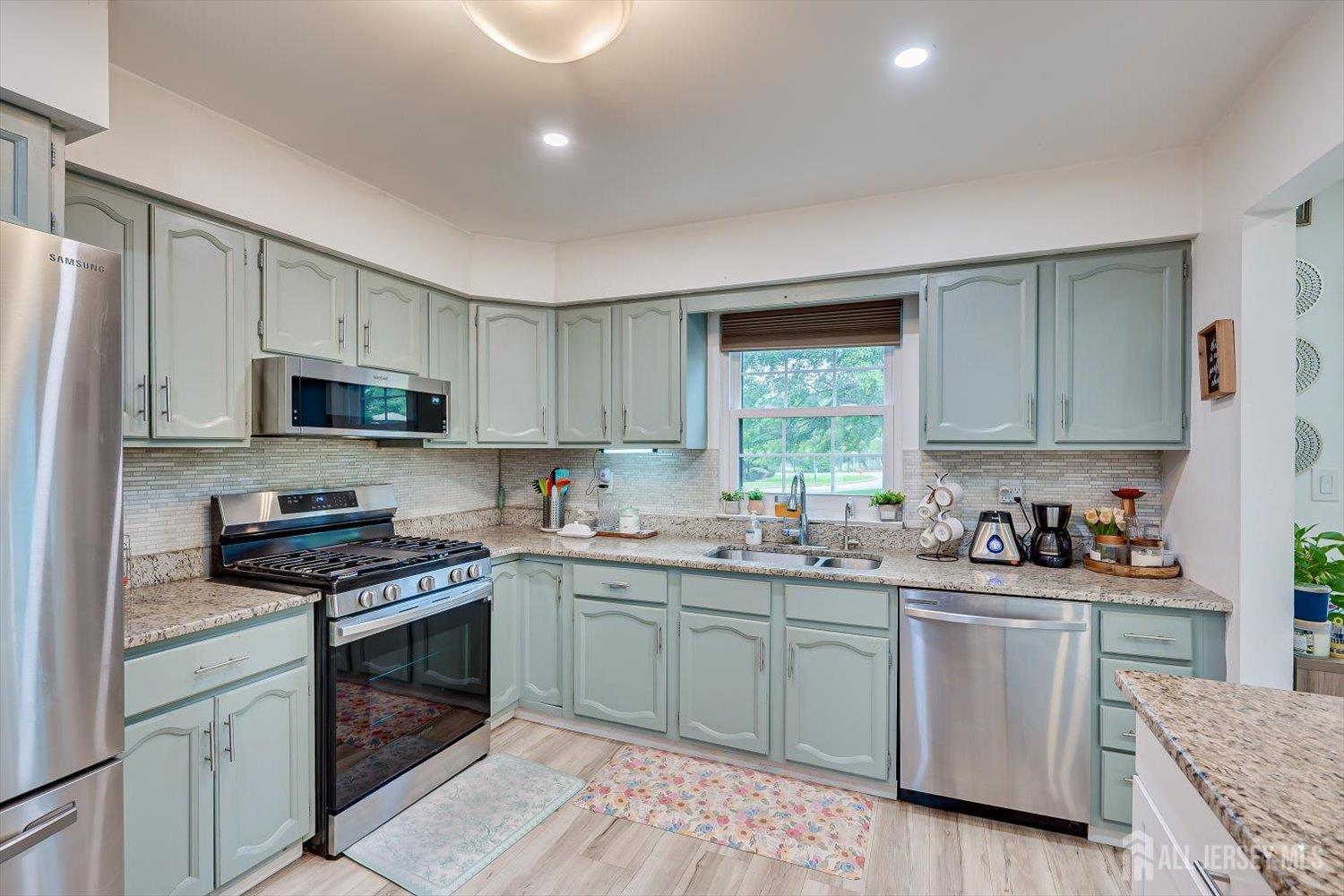 1602 Deerfield Drive, Edison, NJ, 08820 image 9