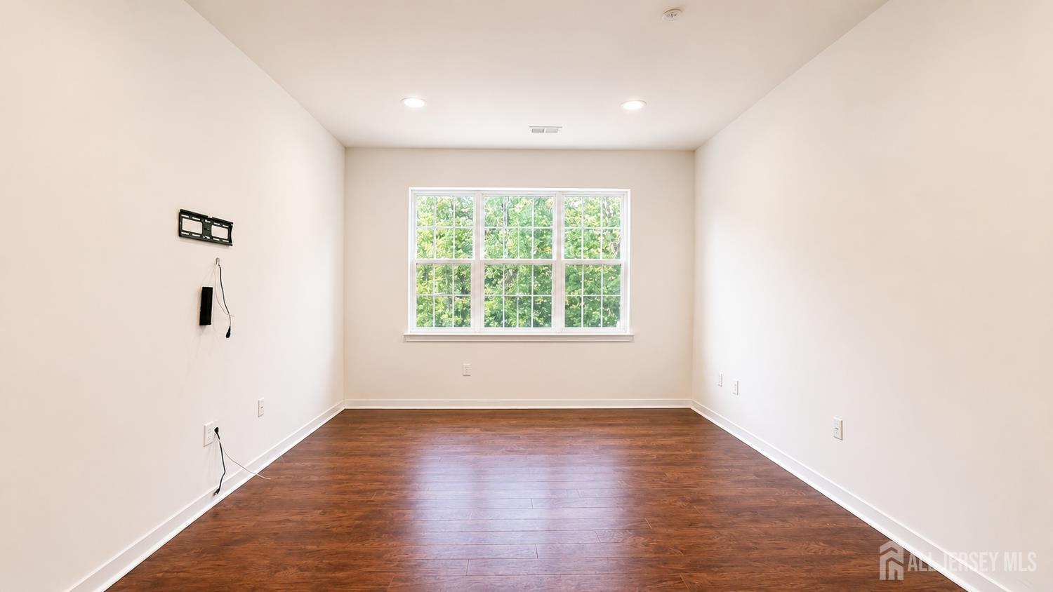 432 Tower Boulevard, Piscataway, NJ, 08854 image 11