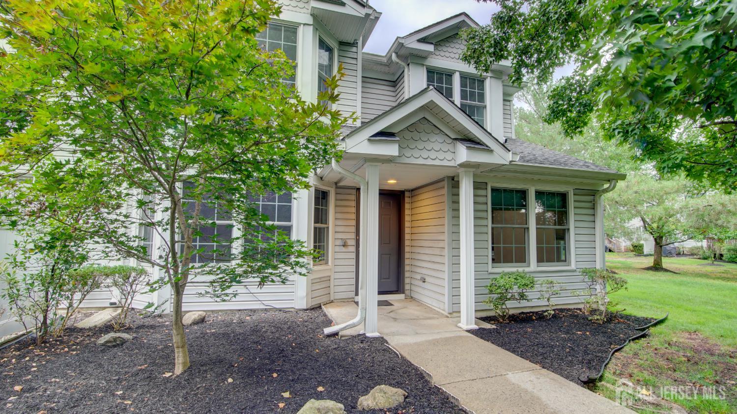 8 Forden Court, Sayreville, NJ, 08872
